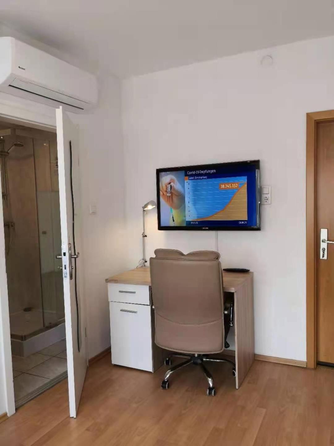 Double or Twin Room photo 1