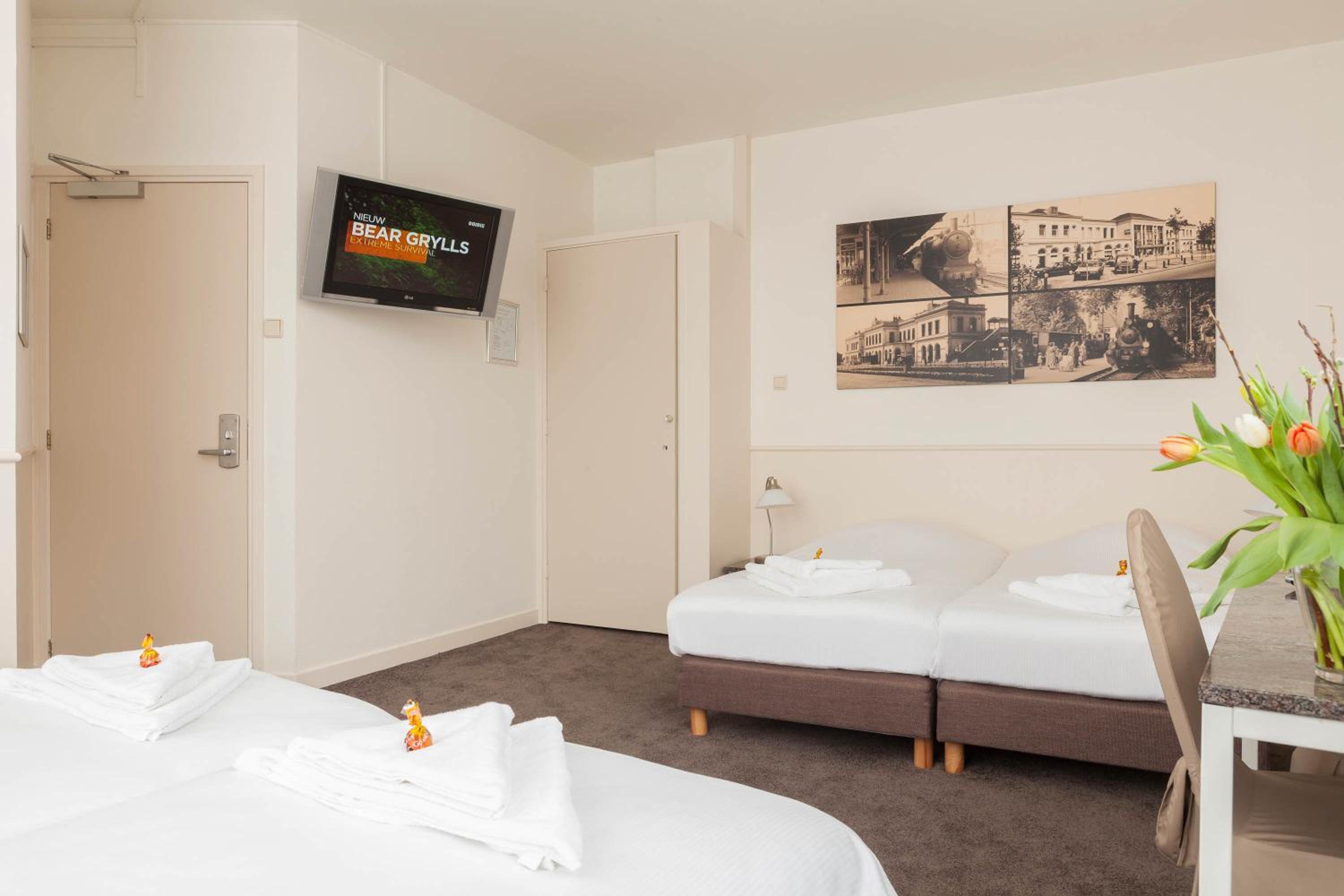 Quadruple Room - Photo 1