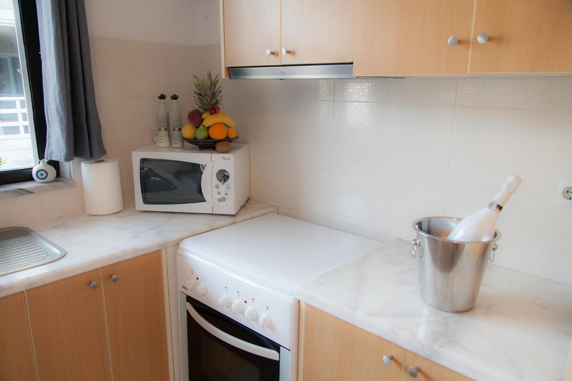 Apartment with Balcony photo 3