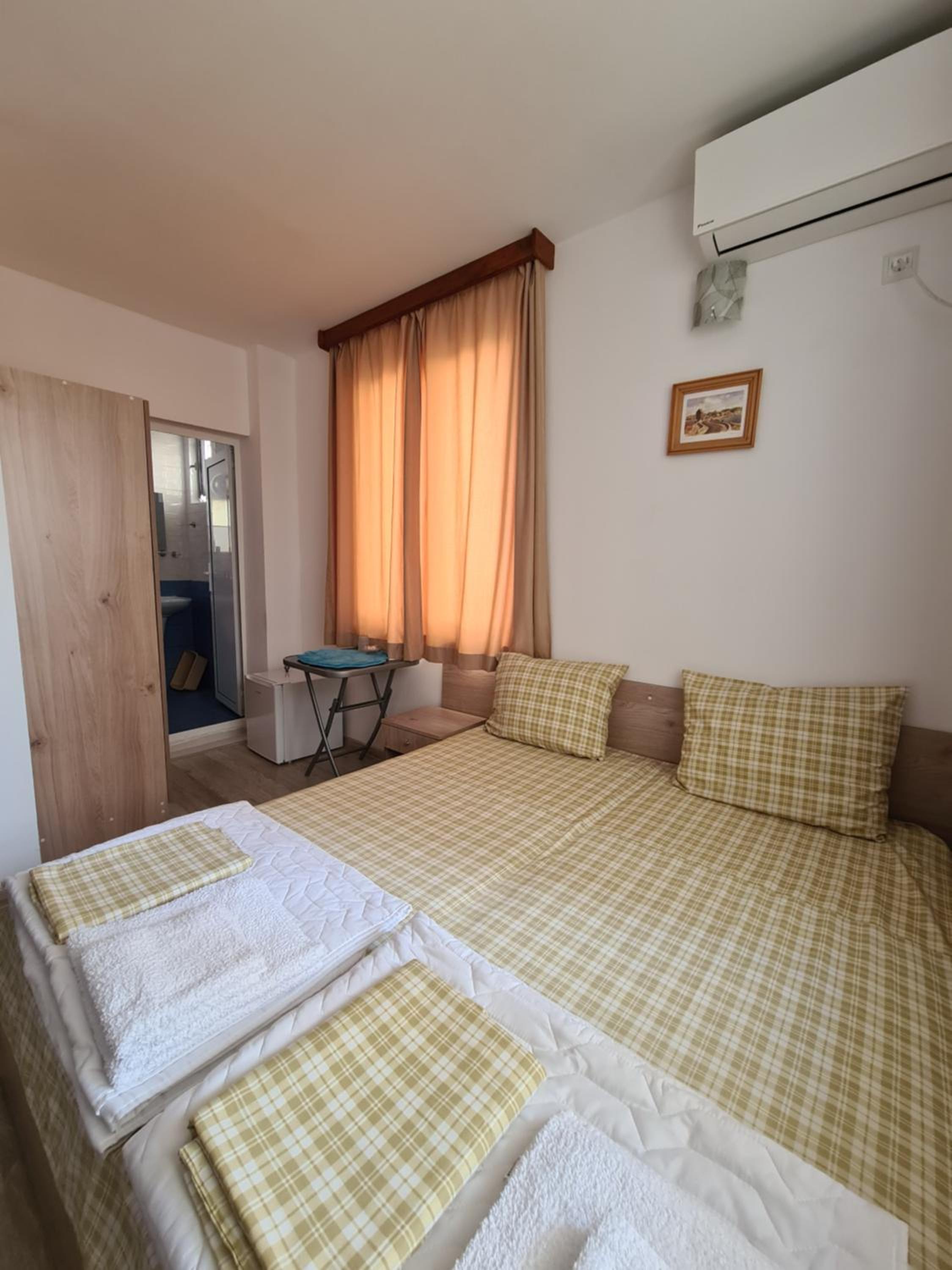 Standard Double Room photo 2