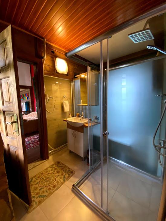 Suite with Sea View - Photo 10