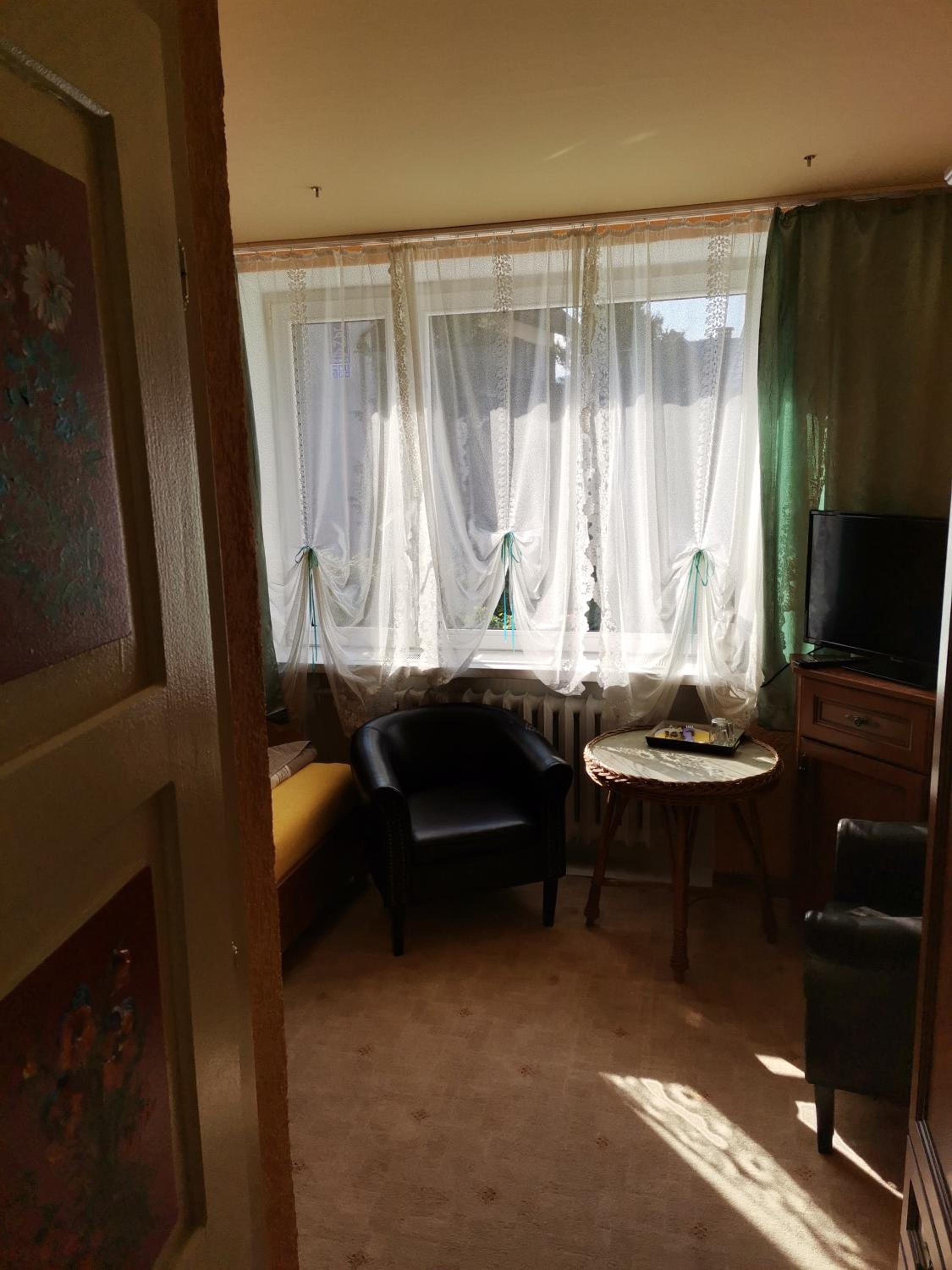 Single Room photo 3