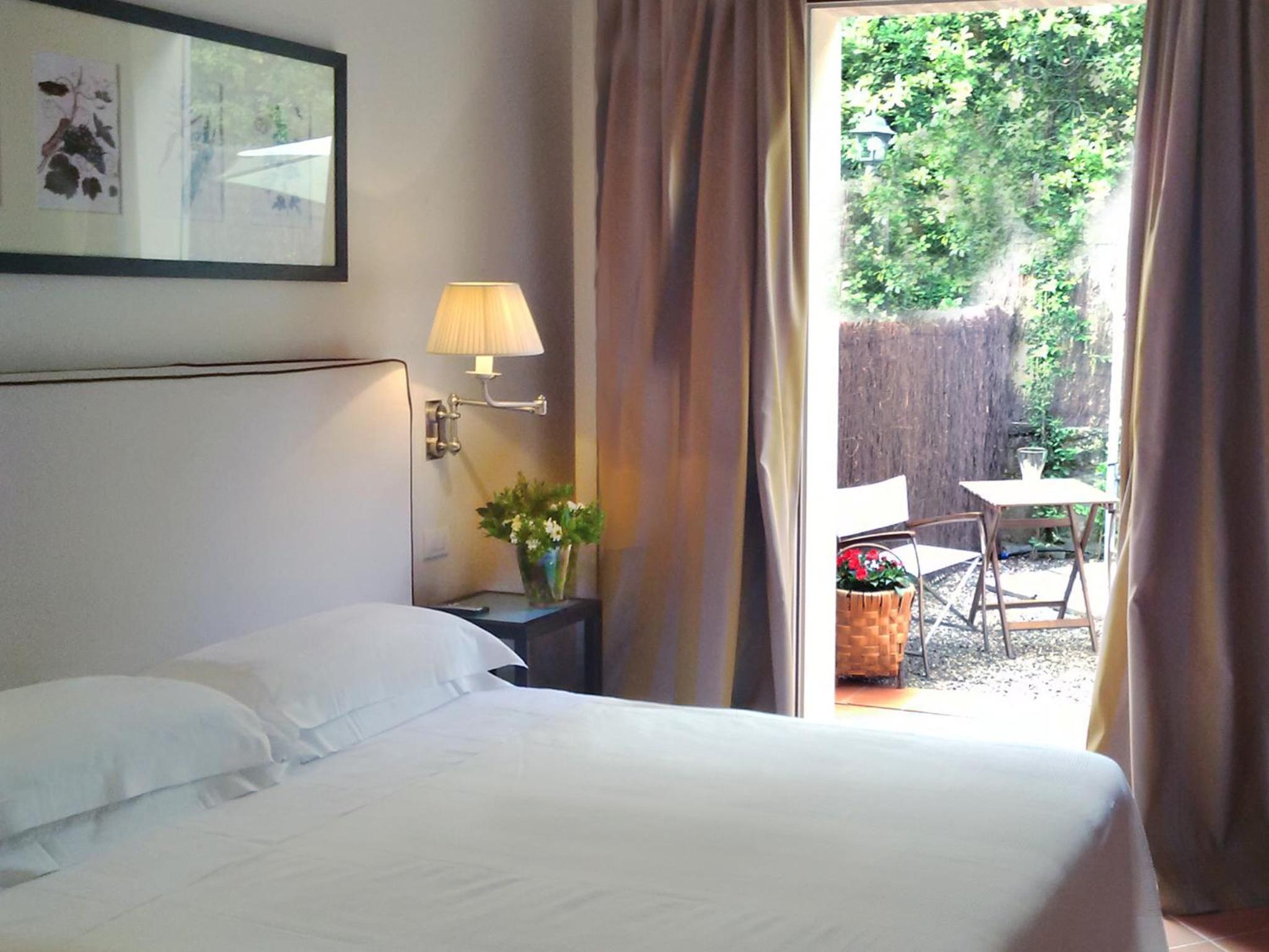 Double or Twin Room with Patio