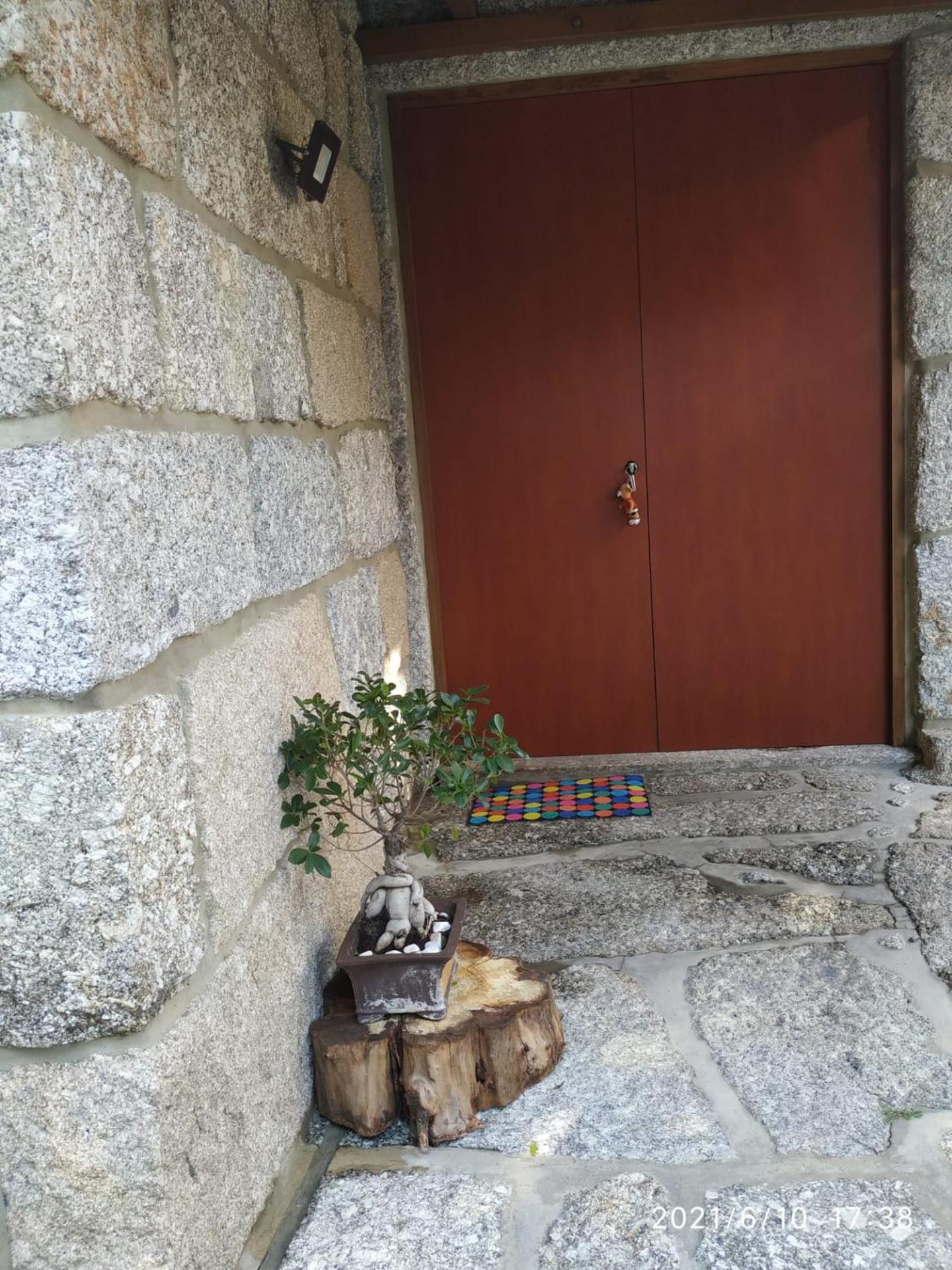 Two-Bedroom House - Photo 3
