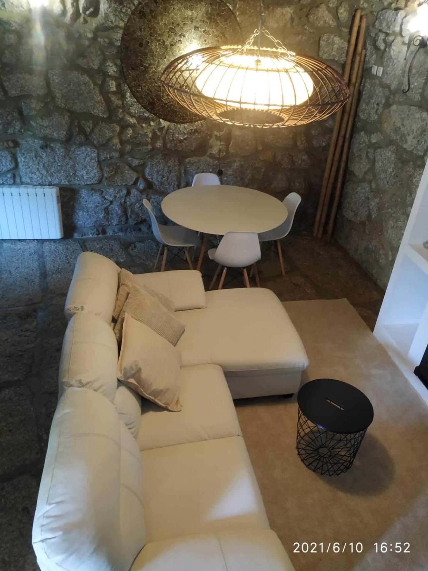 Two-Bedroom House - Photo 7
