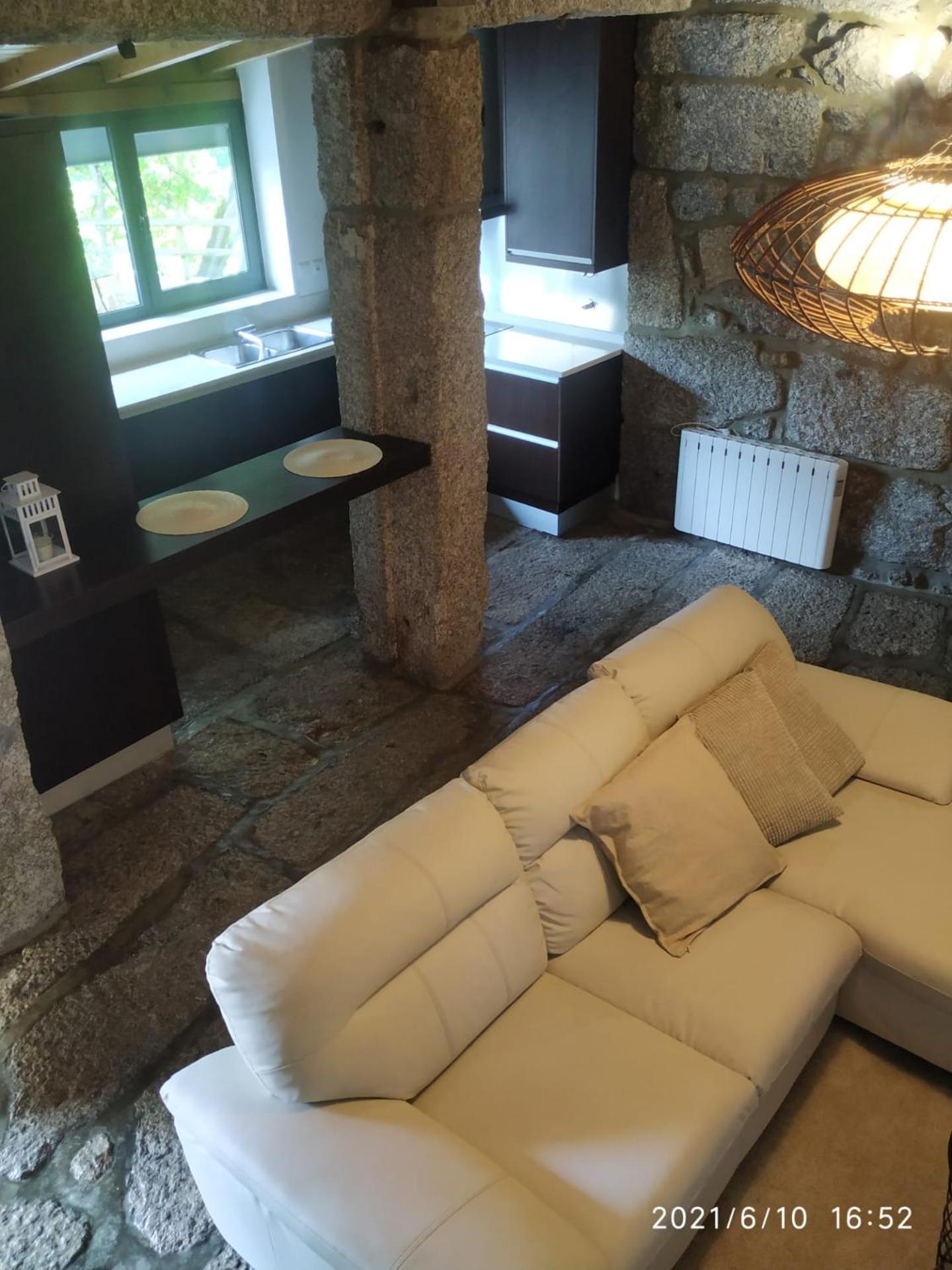 Two-Bedroom House - Photo 1