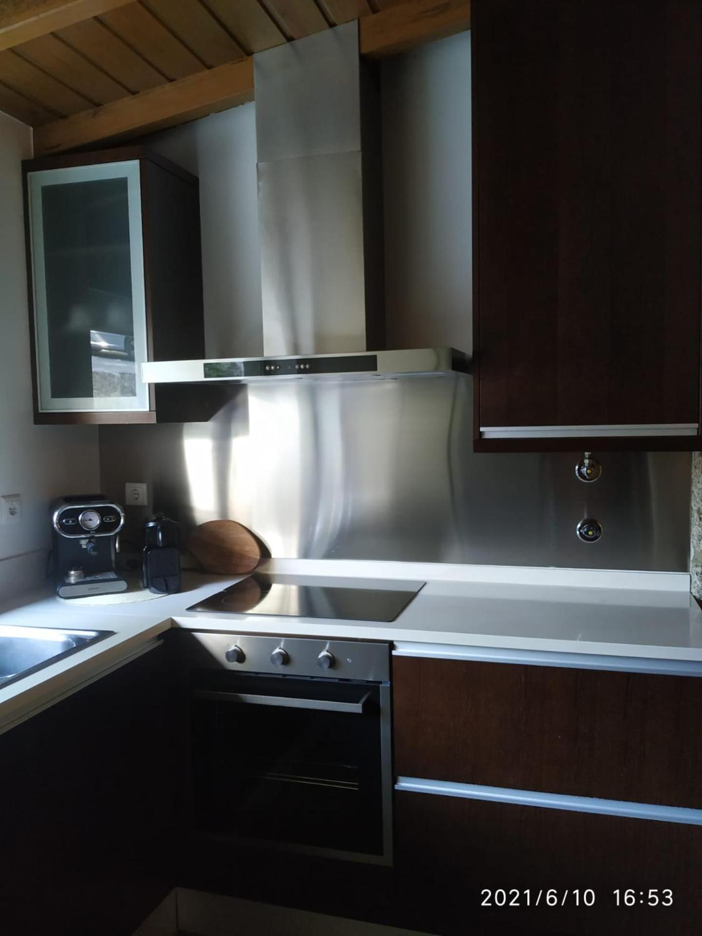 Two-Bedroom House - Photo 12