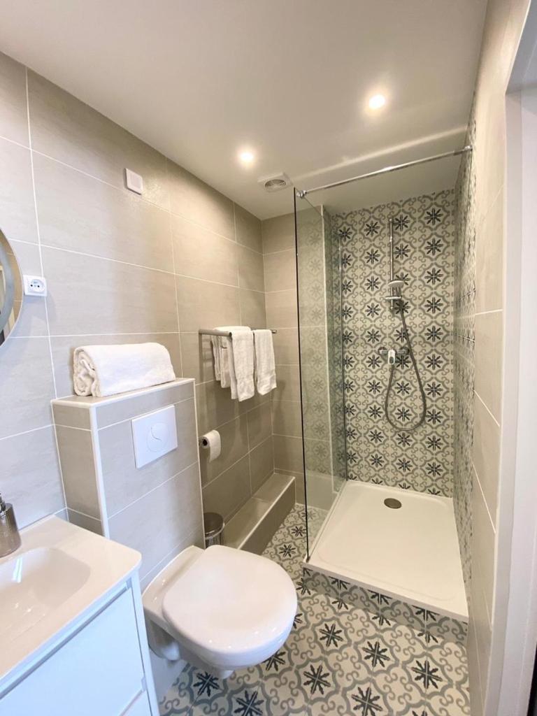 Large Double Room