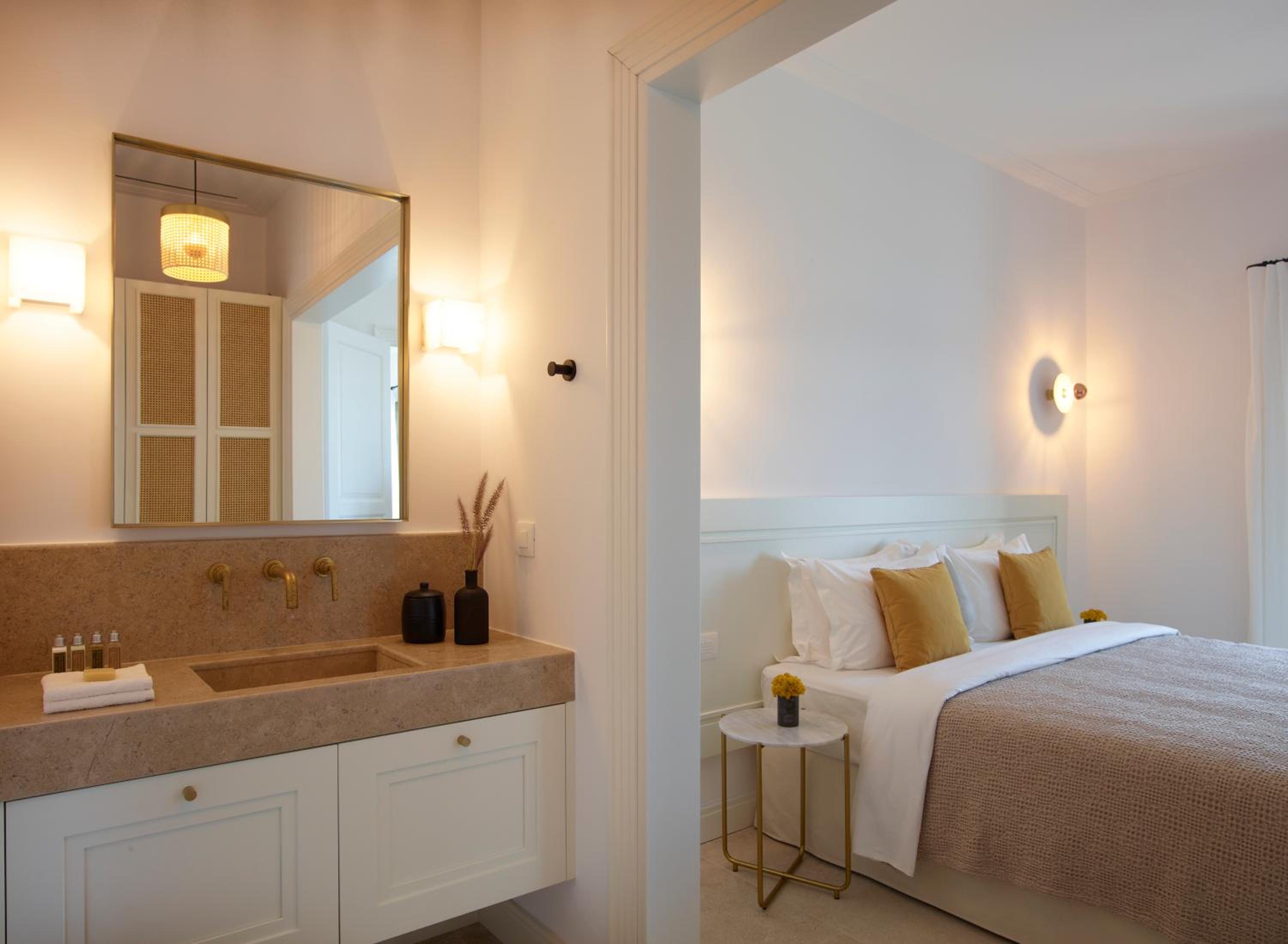 Bonzoe One Bedroom Home with Private Heated Pool Sea View - Photo 6