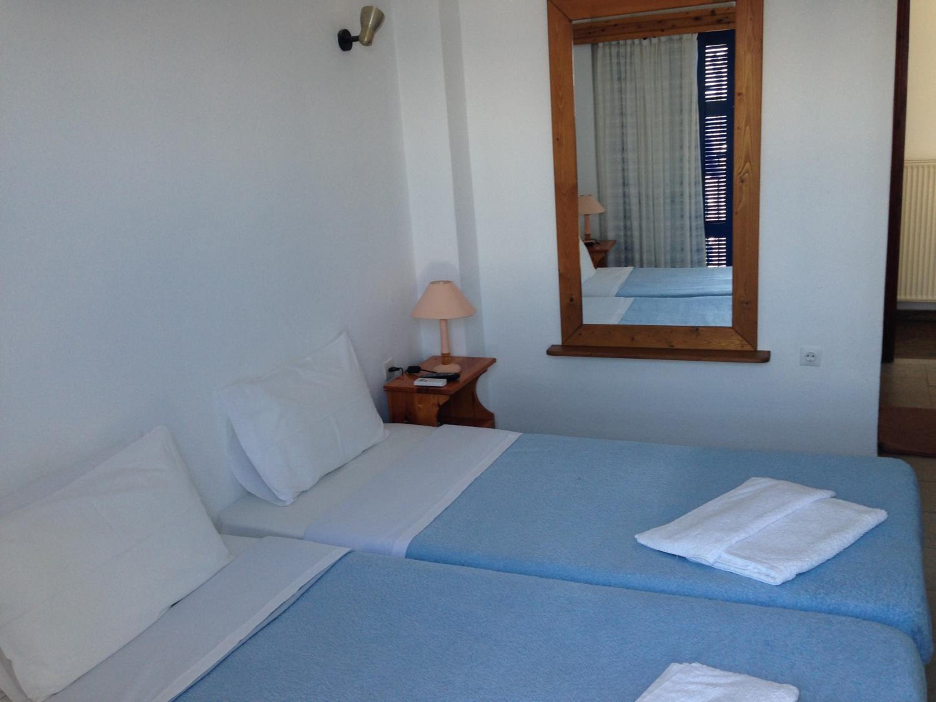 Double or Twin Room photo 3