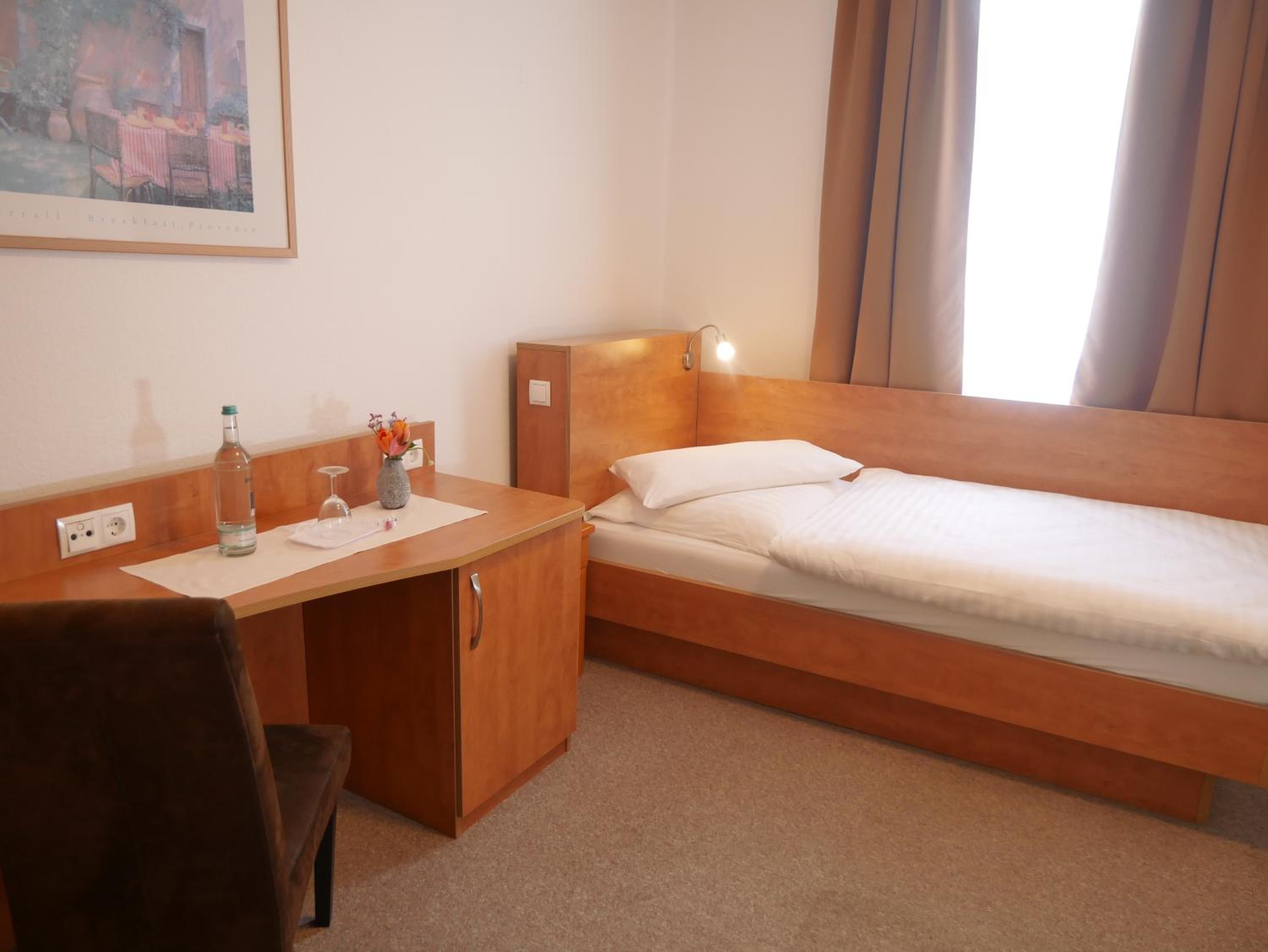 Single Room photo 1
