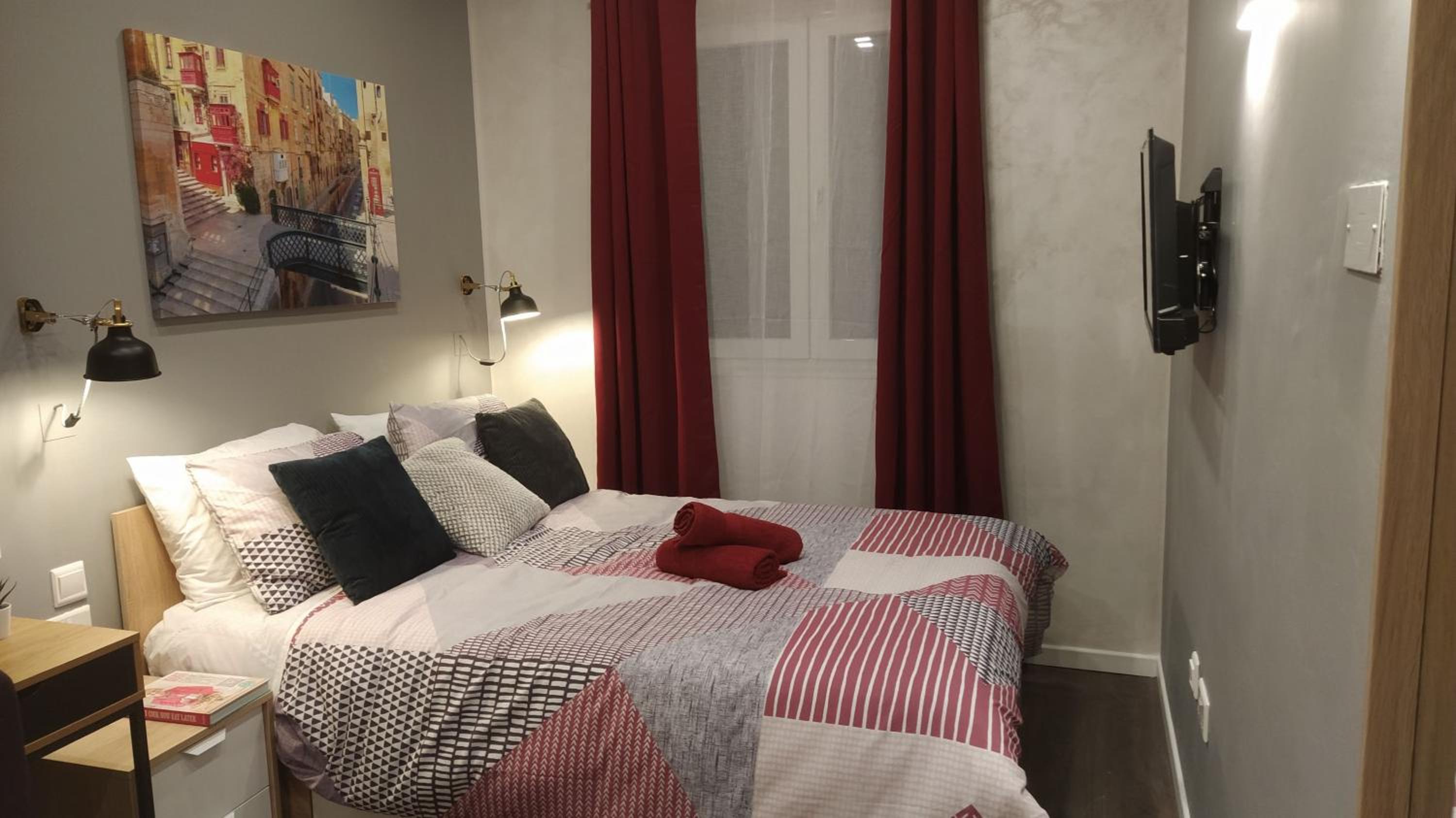 Double Room with Private Bathroom - Photo 1