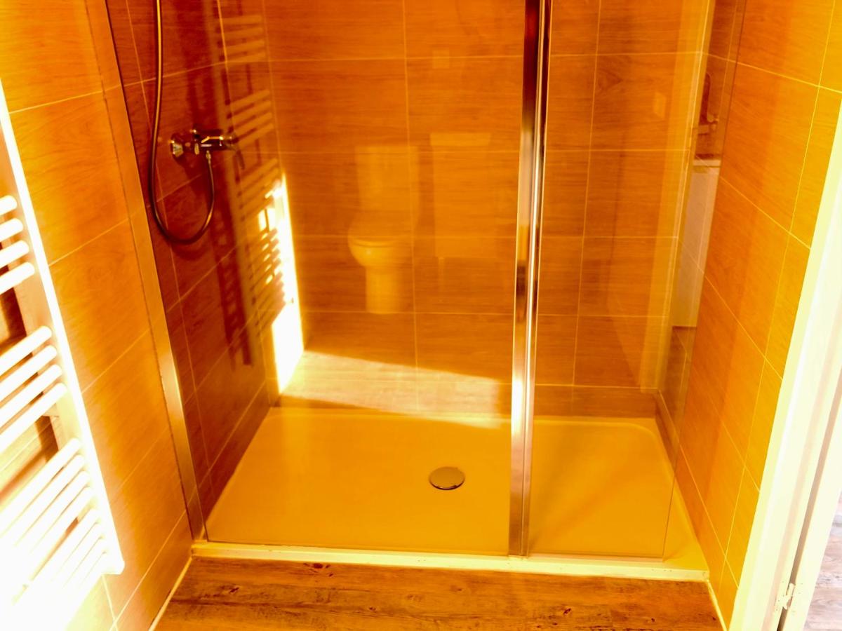 Standard Apartment - Photo 2