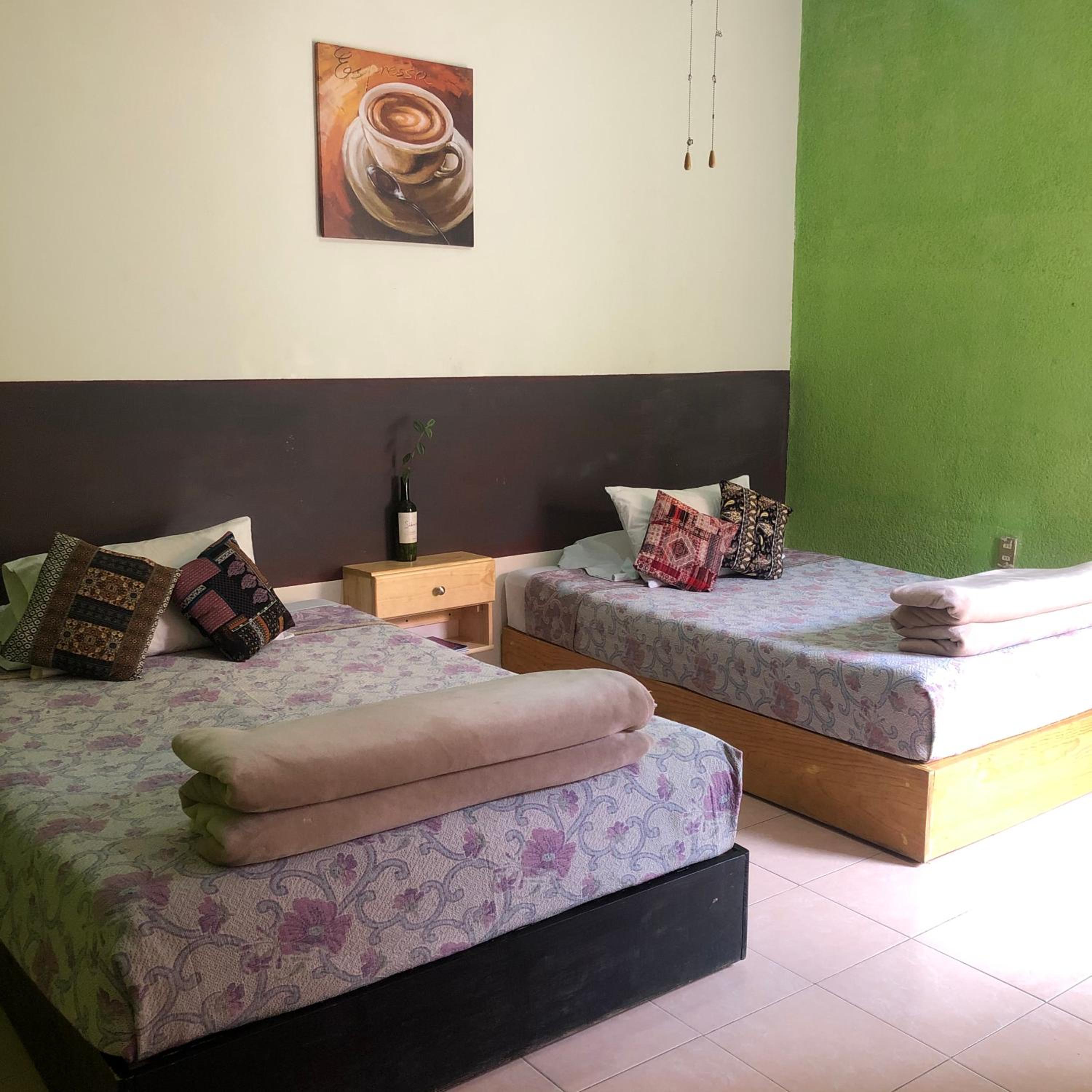 Double Room with Two Double Beds - Photo 3