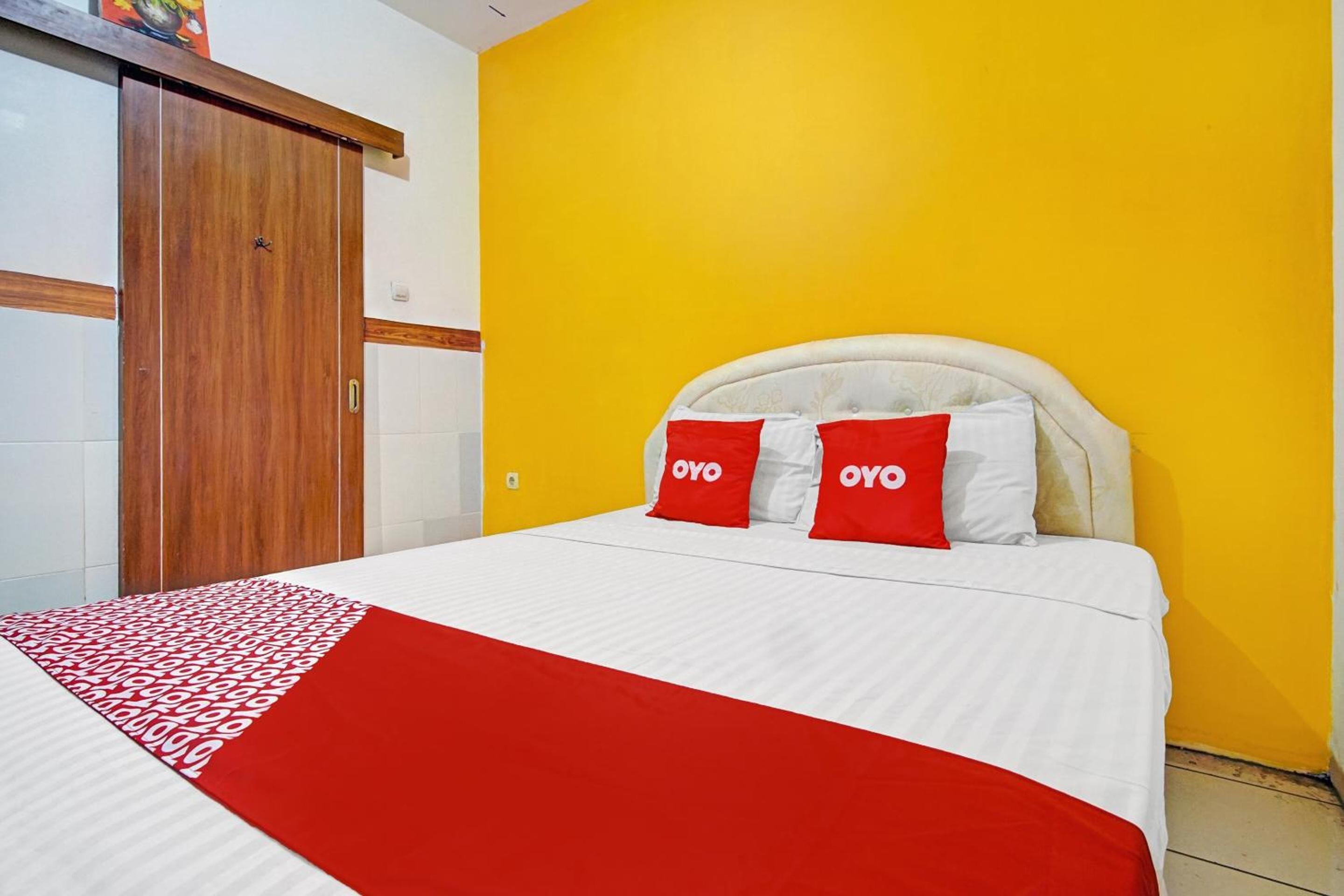 Standard Double Room - Photo 8