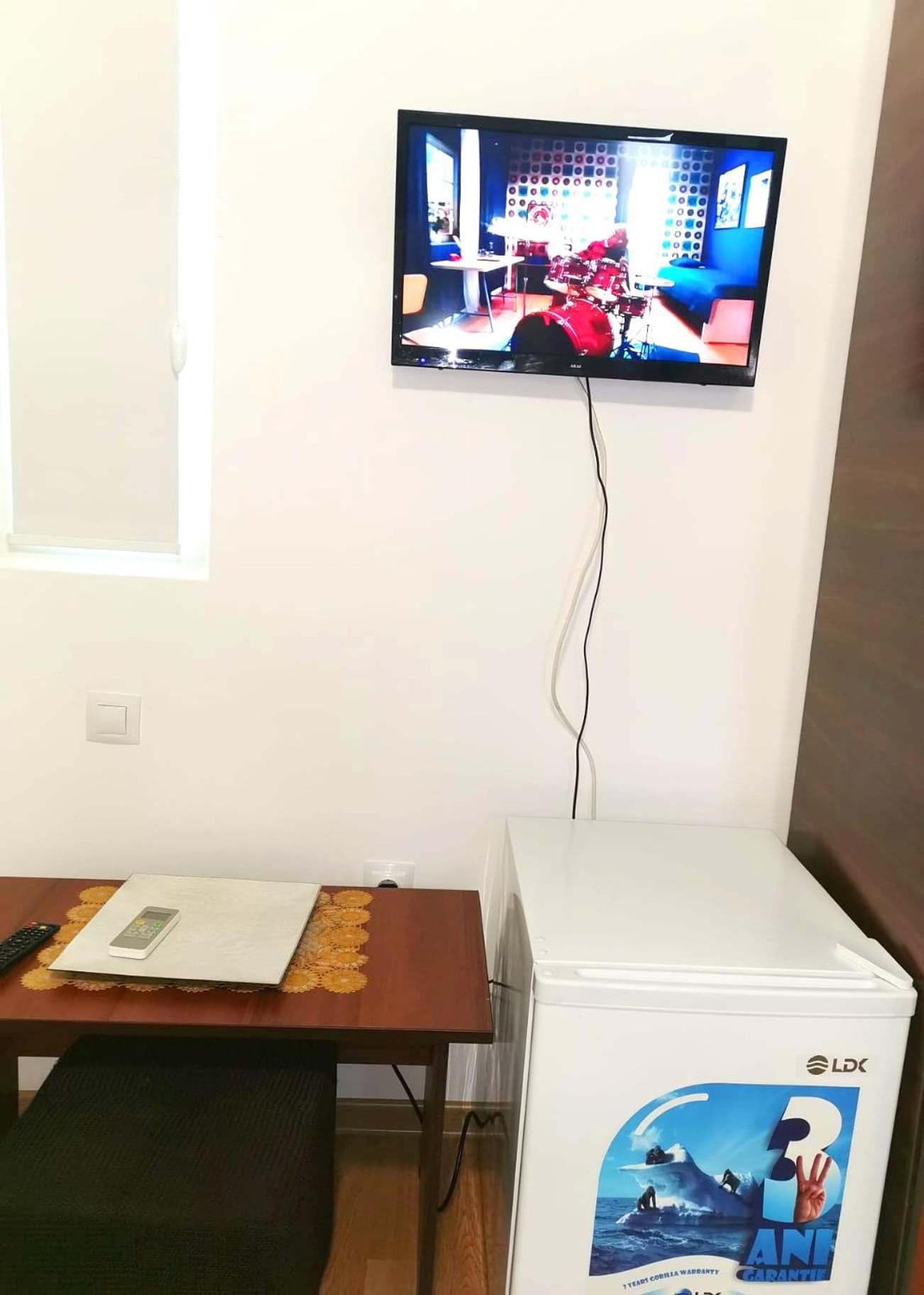 Standard  Double Room - Photo 4
