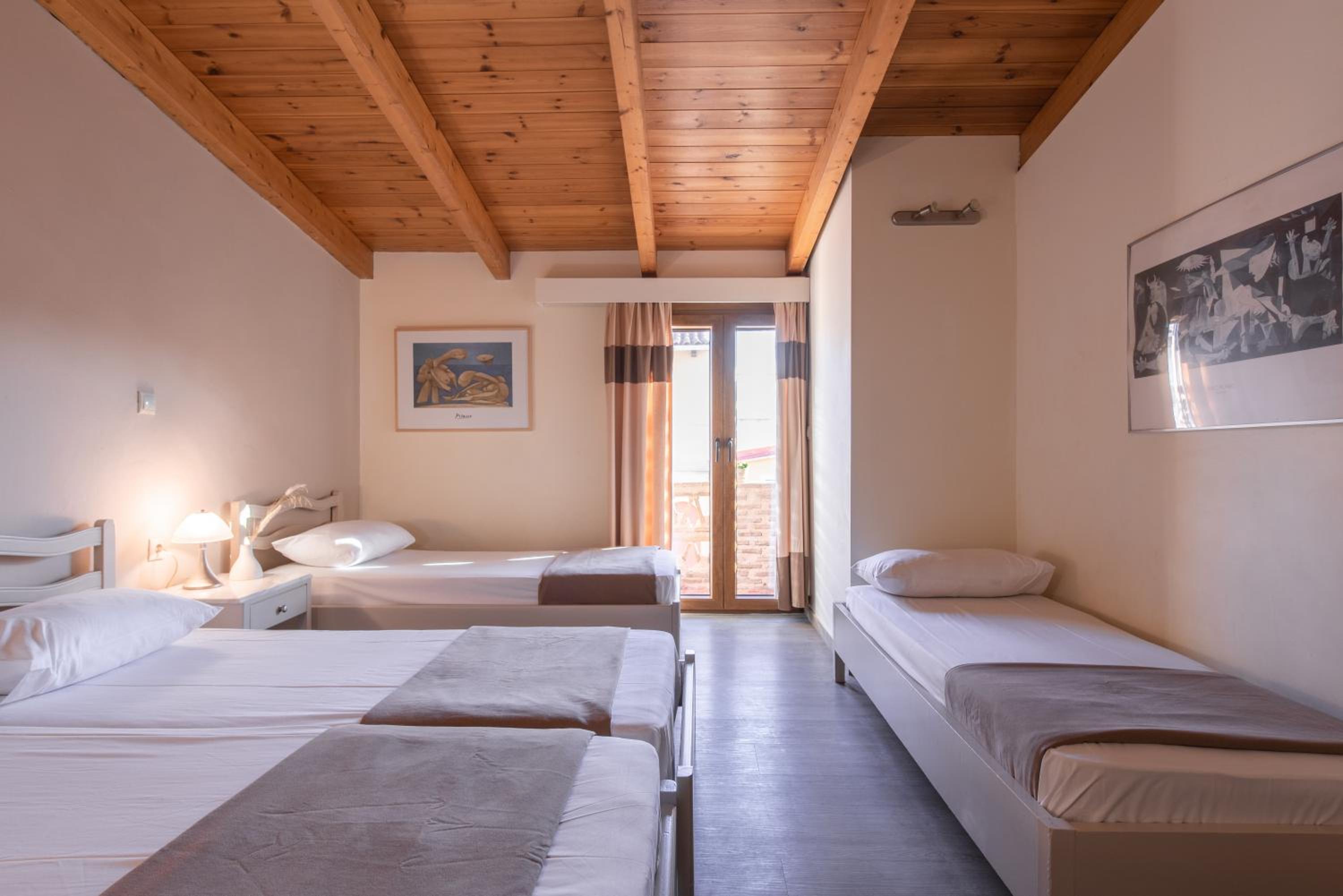 Quadruple Room photo 1