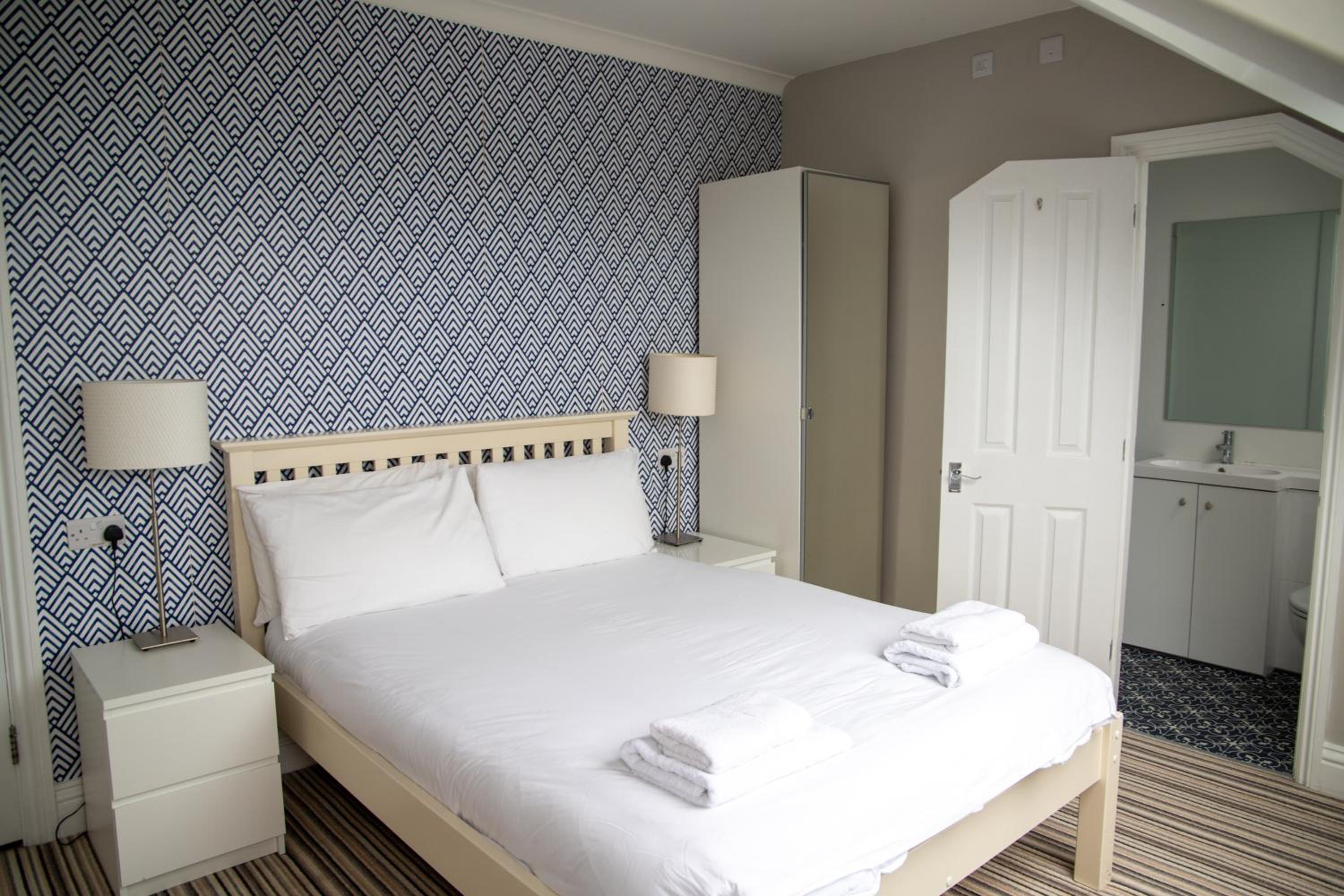 Double Room - Photo 3