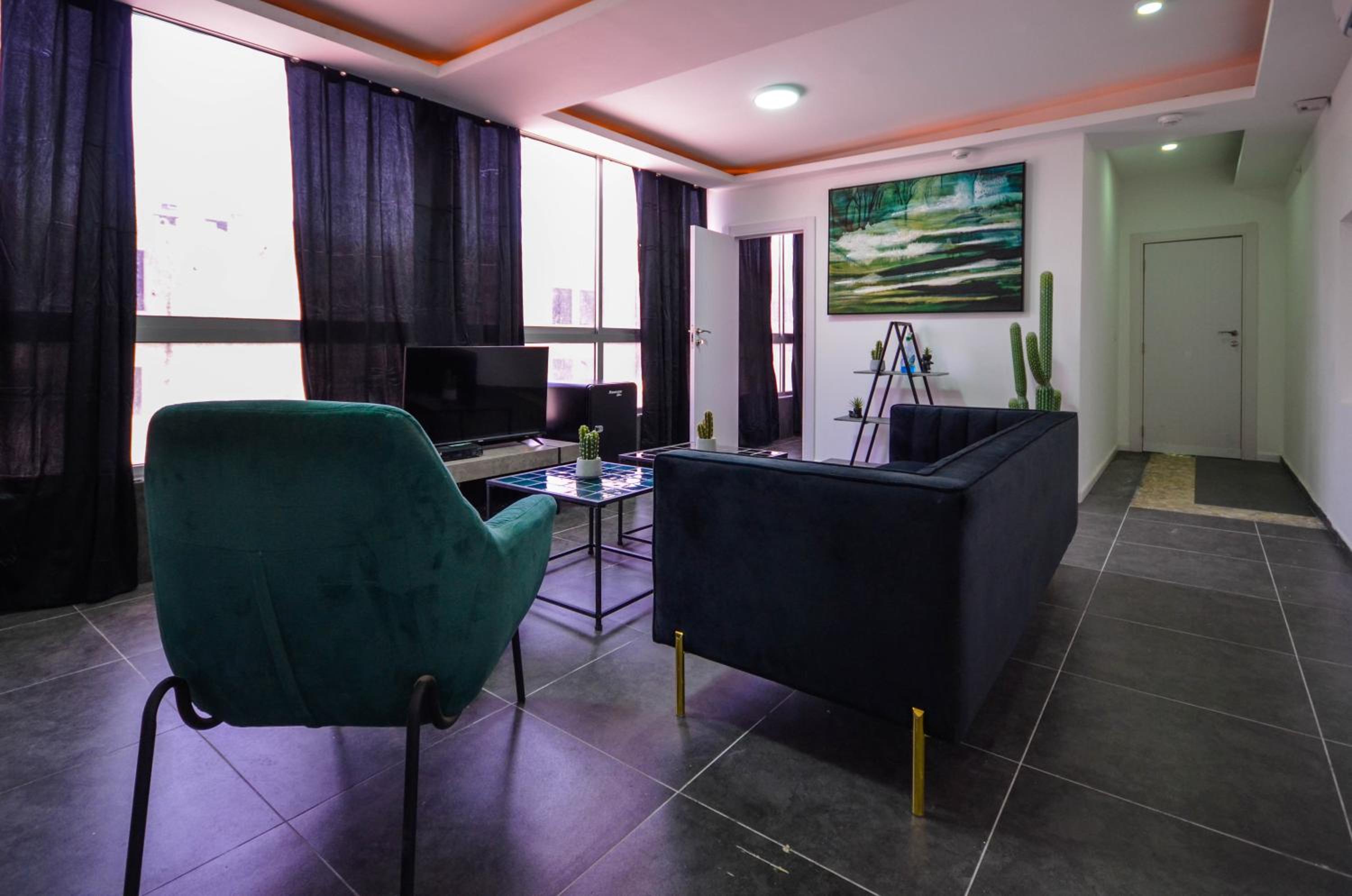 King Suite with Pool View photo 1
