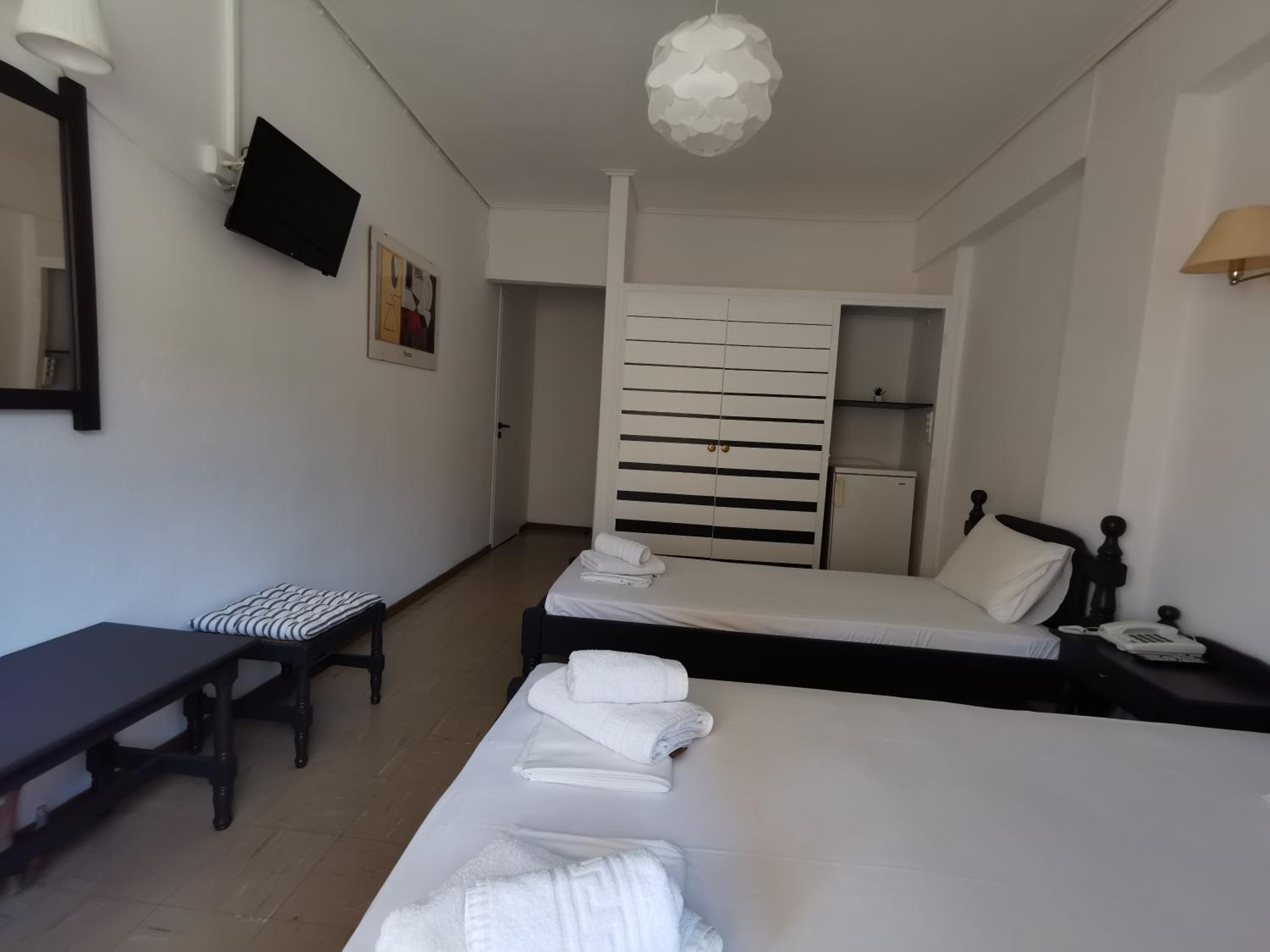 Standard Double or Twin Room photo 3