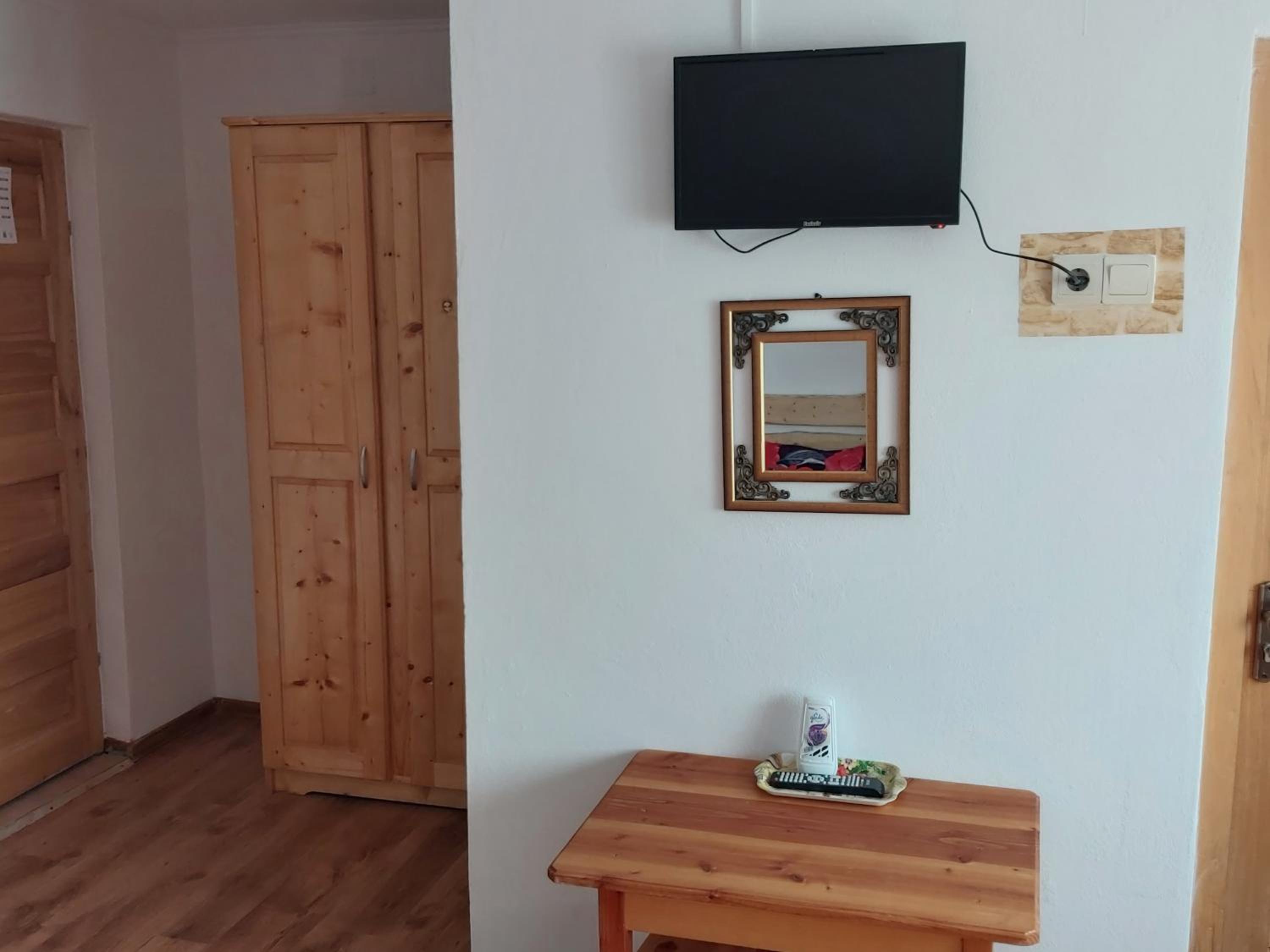 Double Room - Photo 1