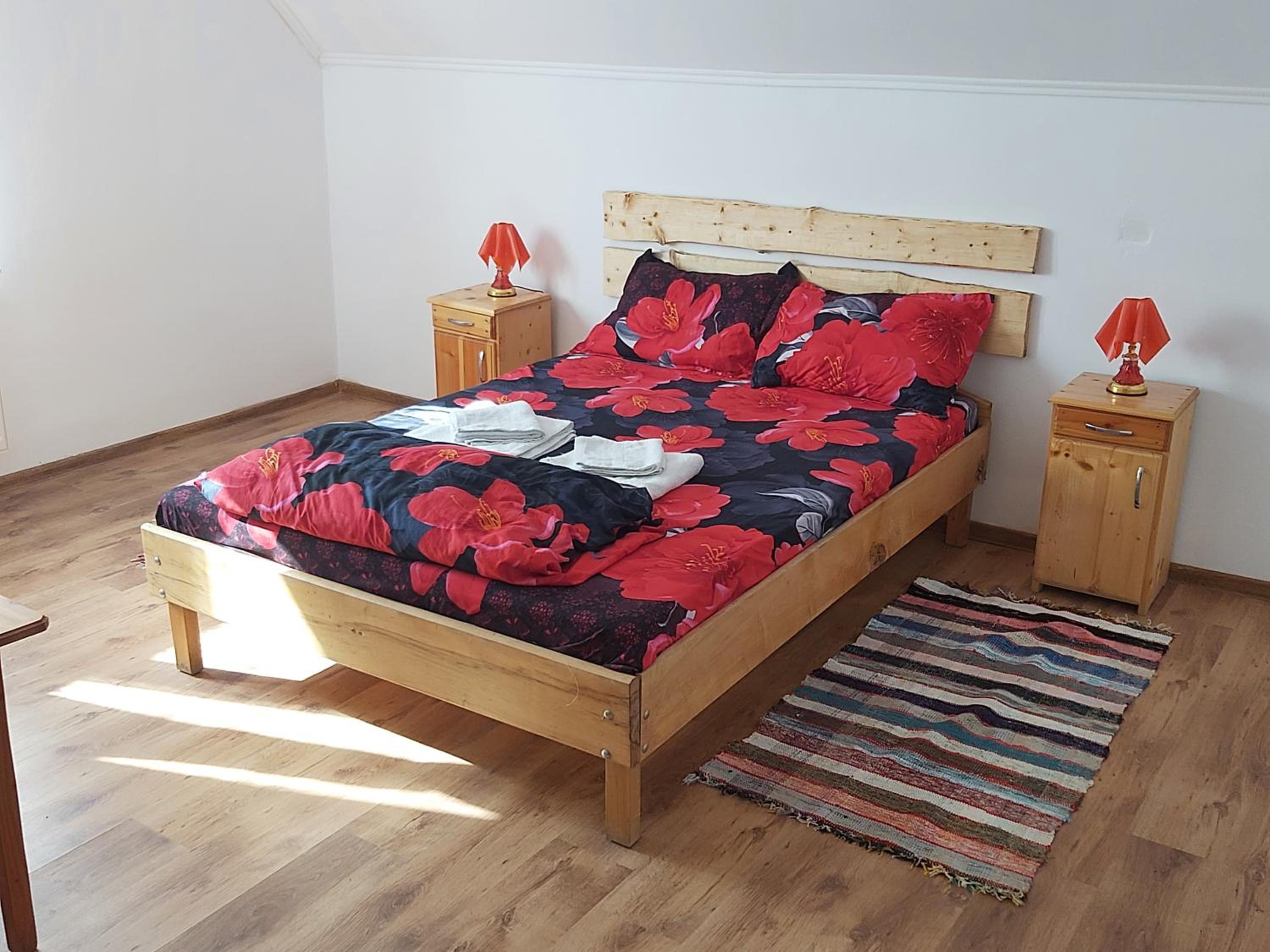 Double Room - Photo 5