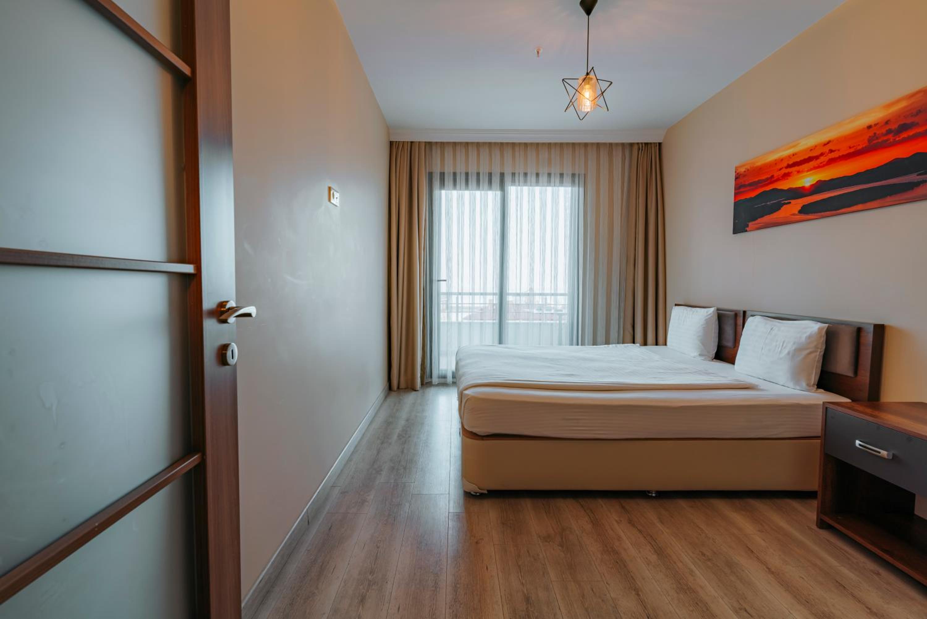 Superior Apartment