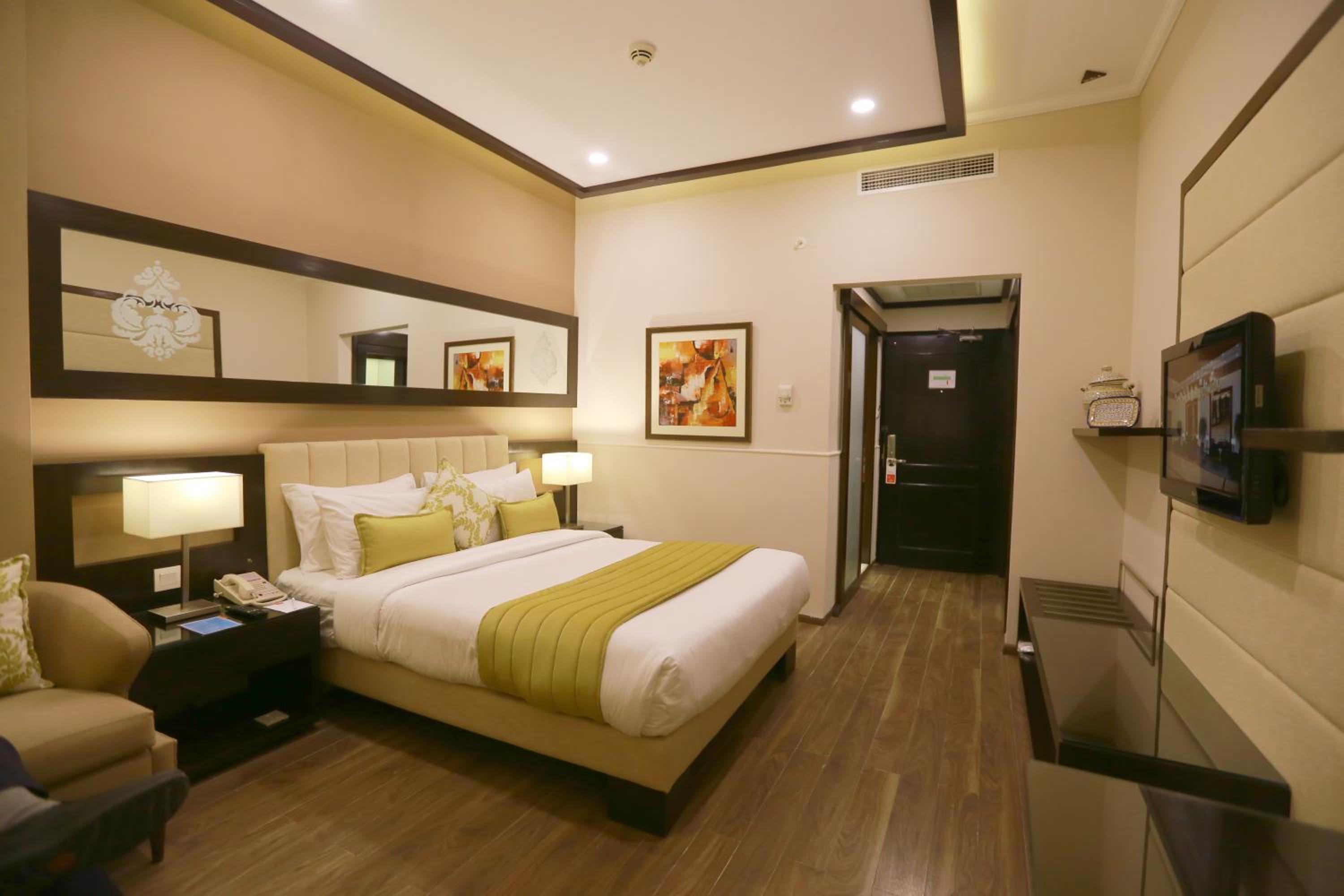 Deluxe Queen Room, Non-Smoking