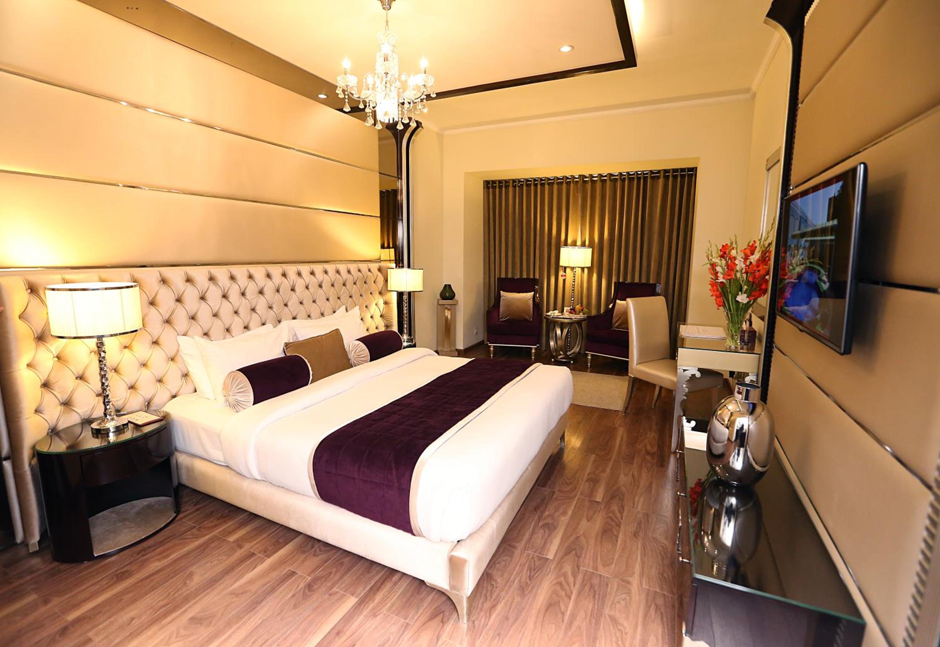 Business King Room - Smoking