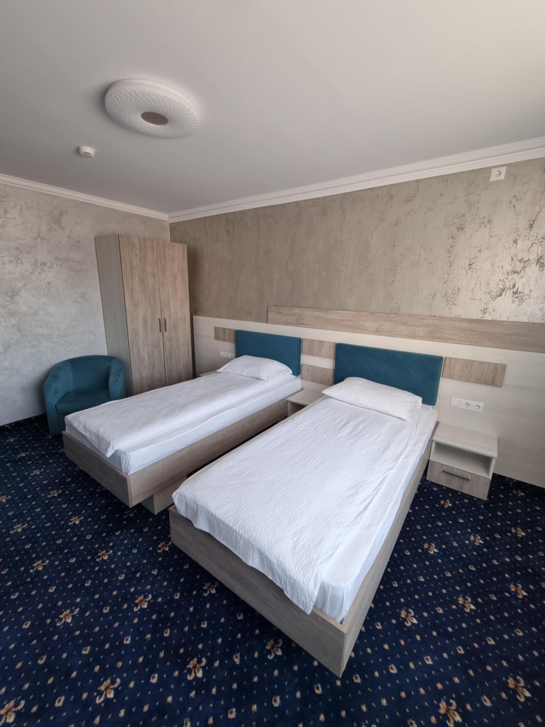 Double or Twin Room with Bathroom