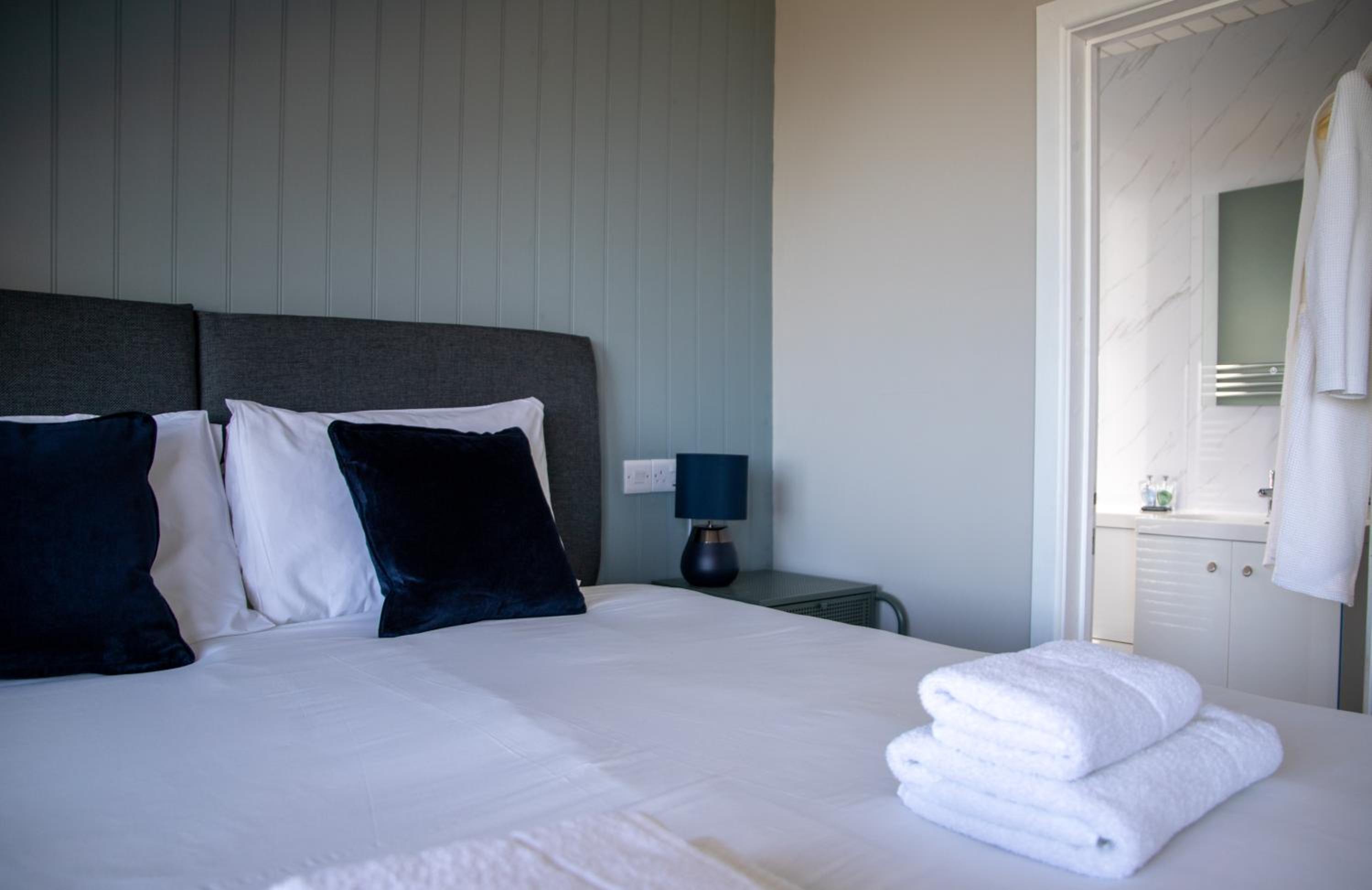 Standard Triple Room - Photo 7