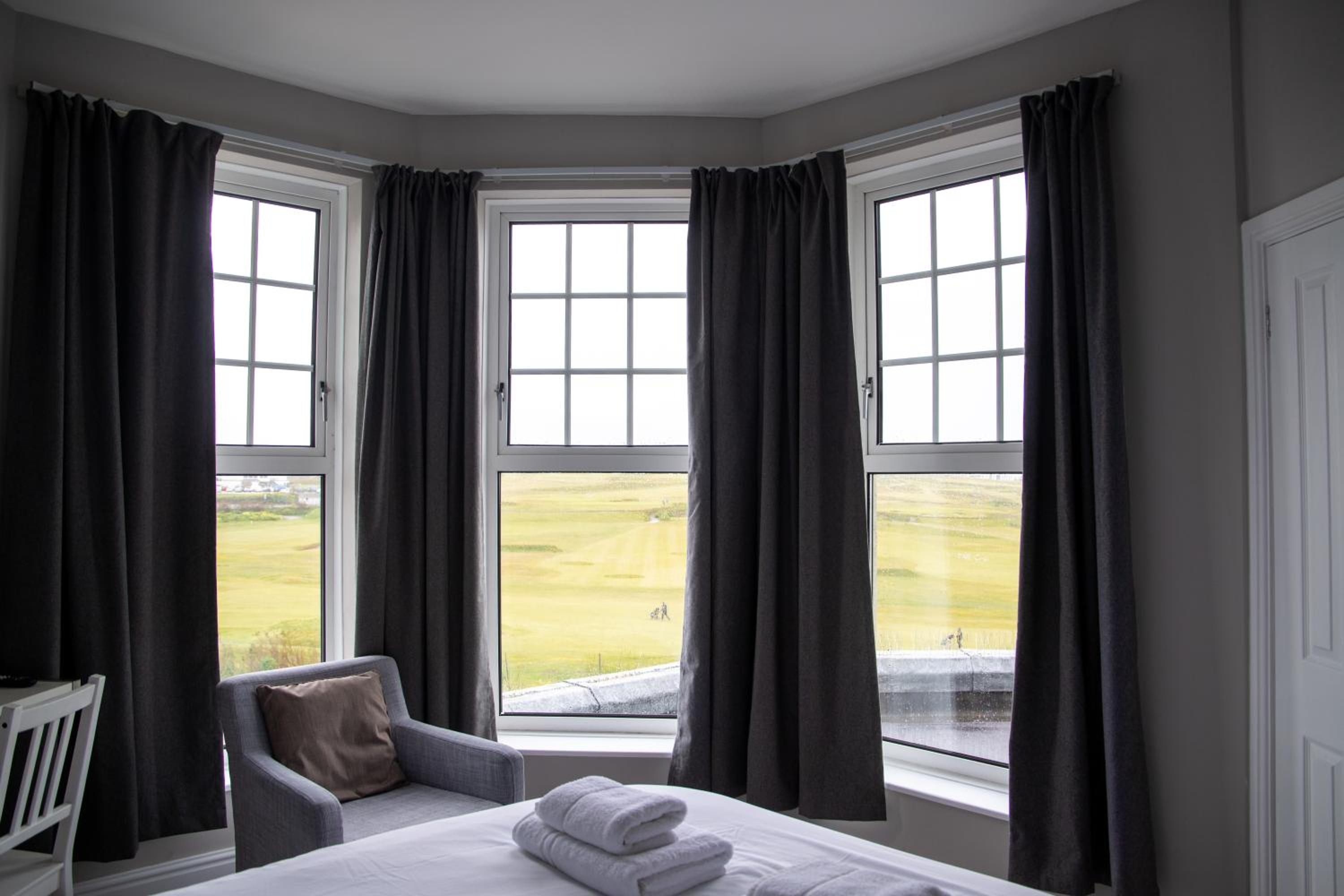 Double Room with Sea View - Photo 11