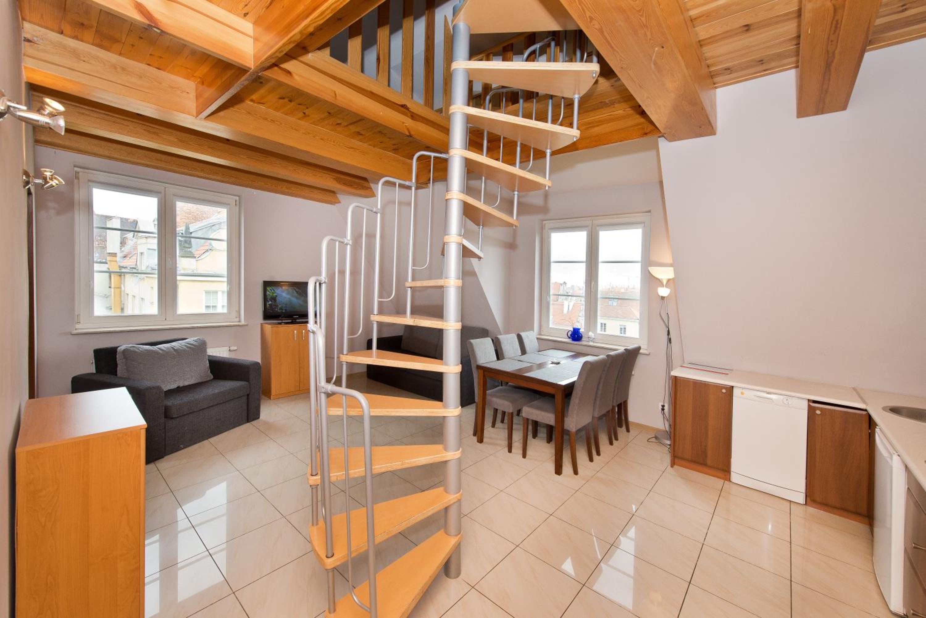 Duplex Apartment - Photo 38