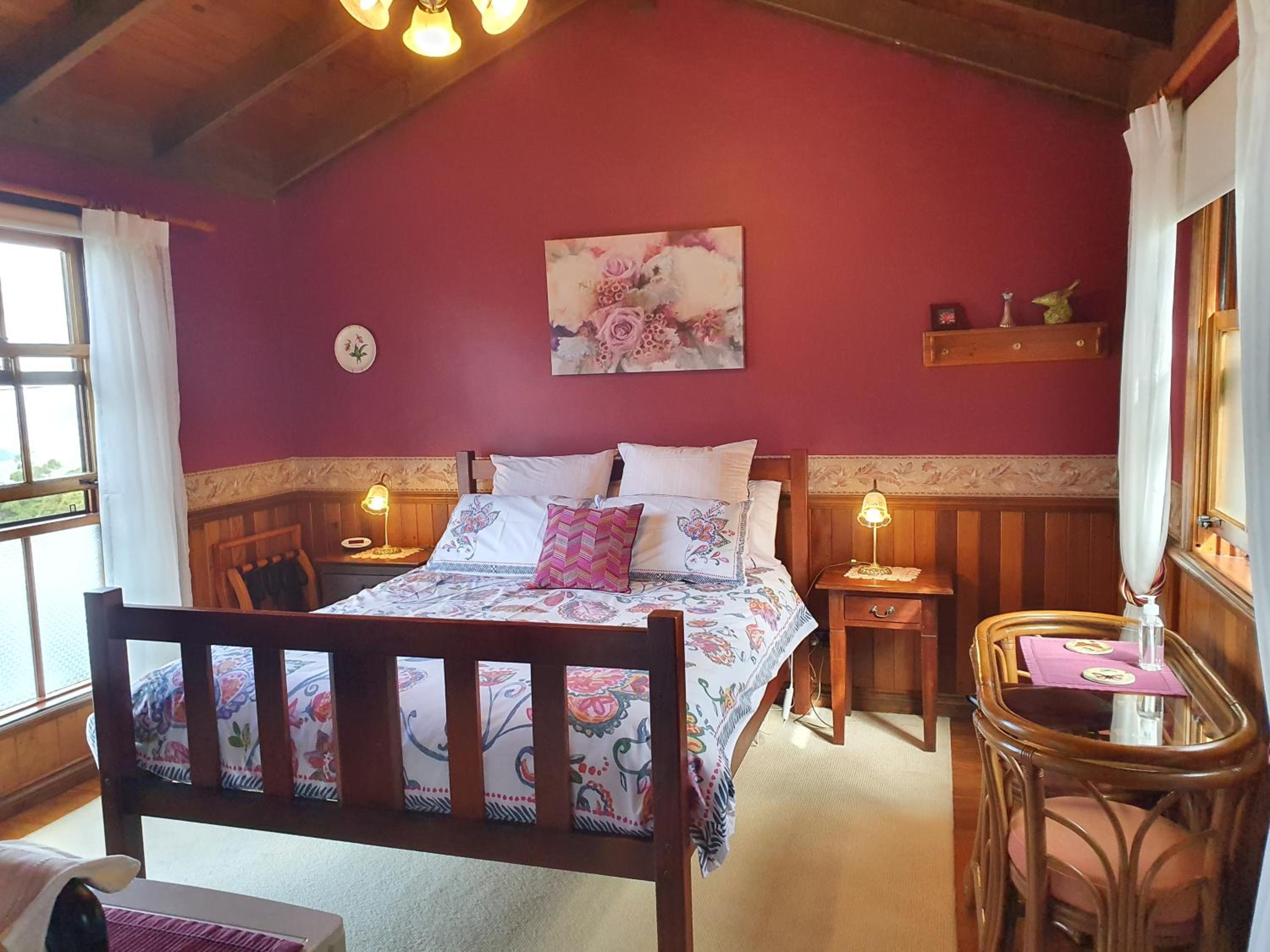 Rosella Room