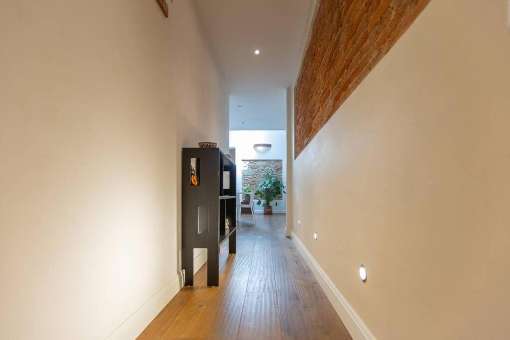 Two-Bedroom Apartment photo 2