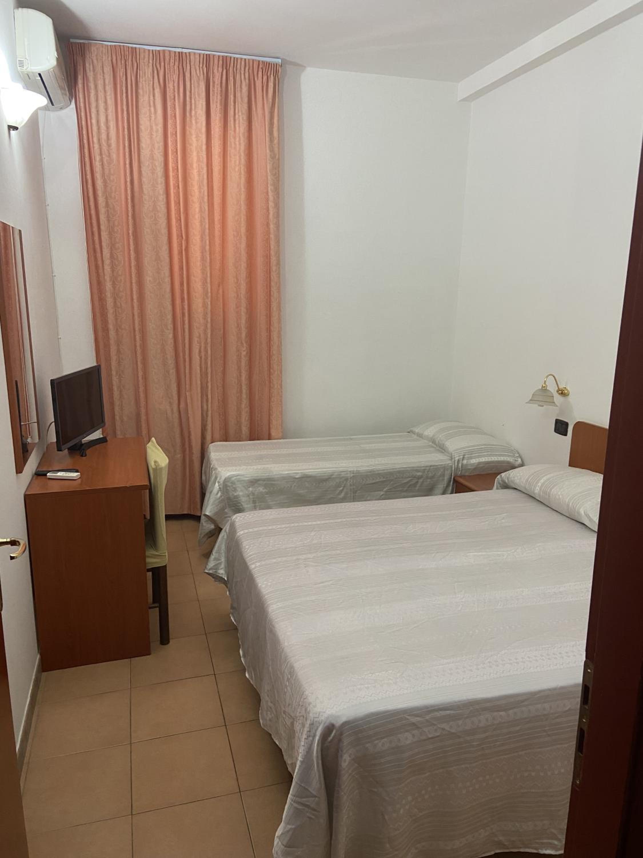 Quadruple Room with Bathroom