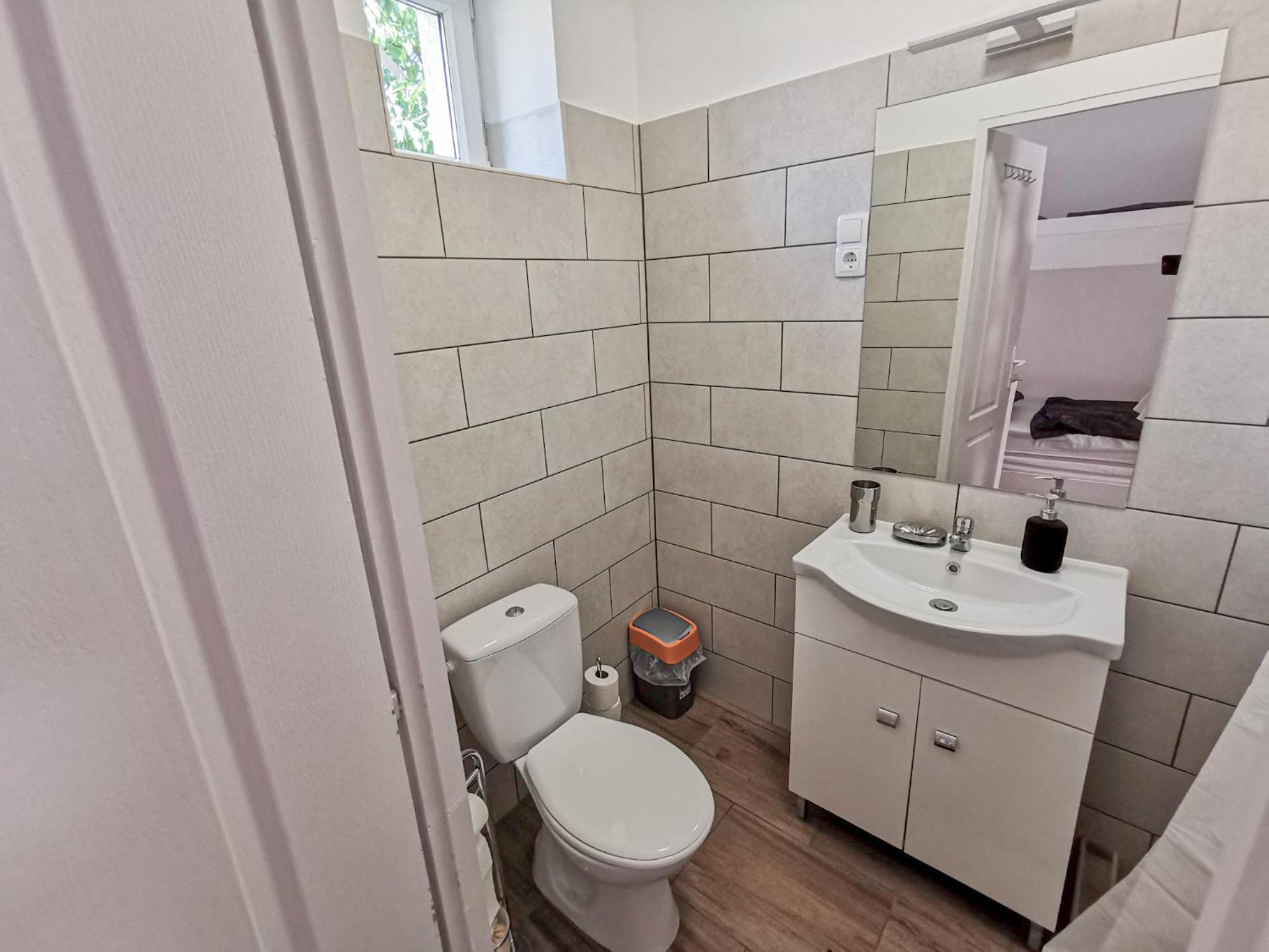 Apartment - Ground Floor photo 3