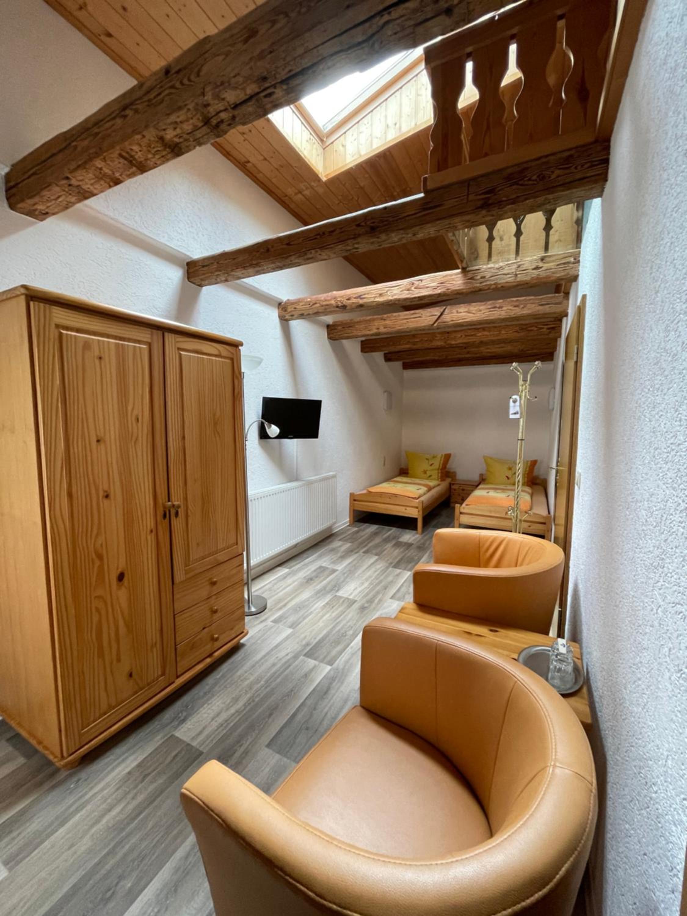 Twin Room with Private Bathroom