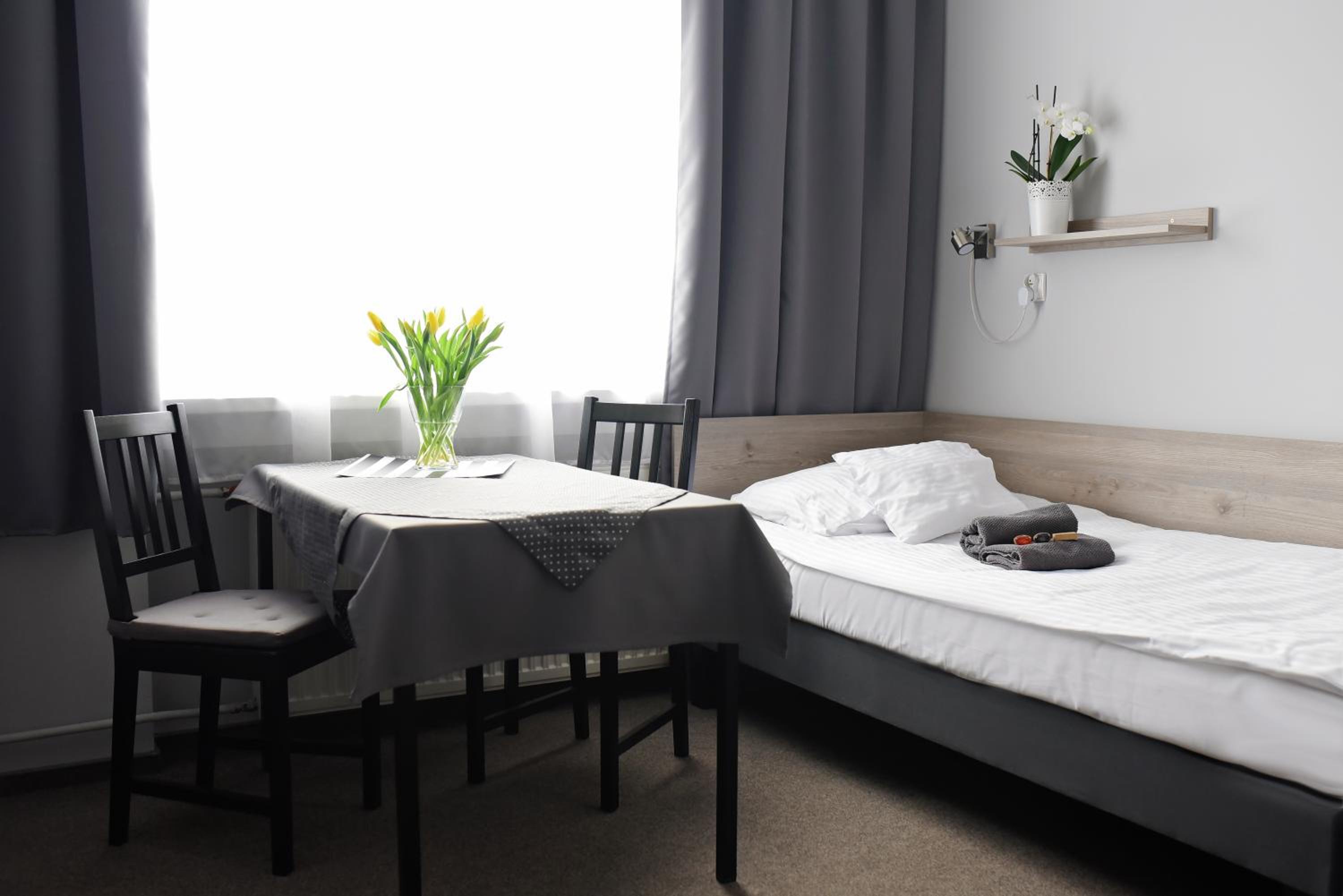 Double Room - Photo 4