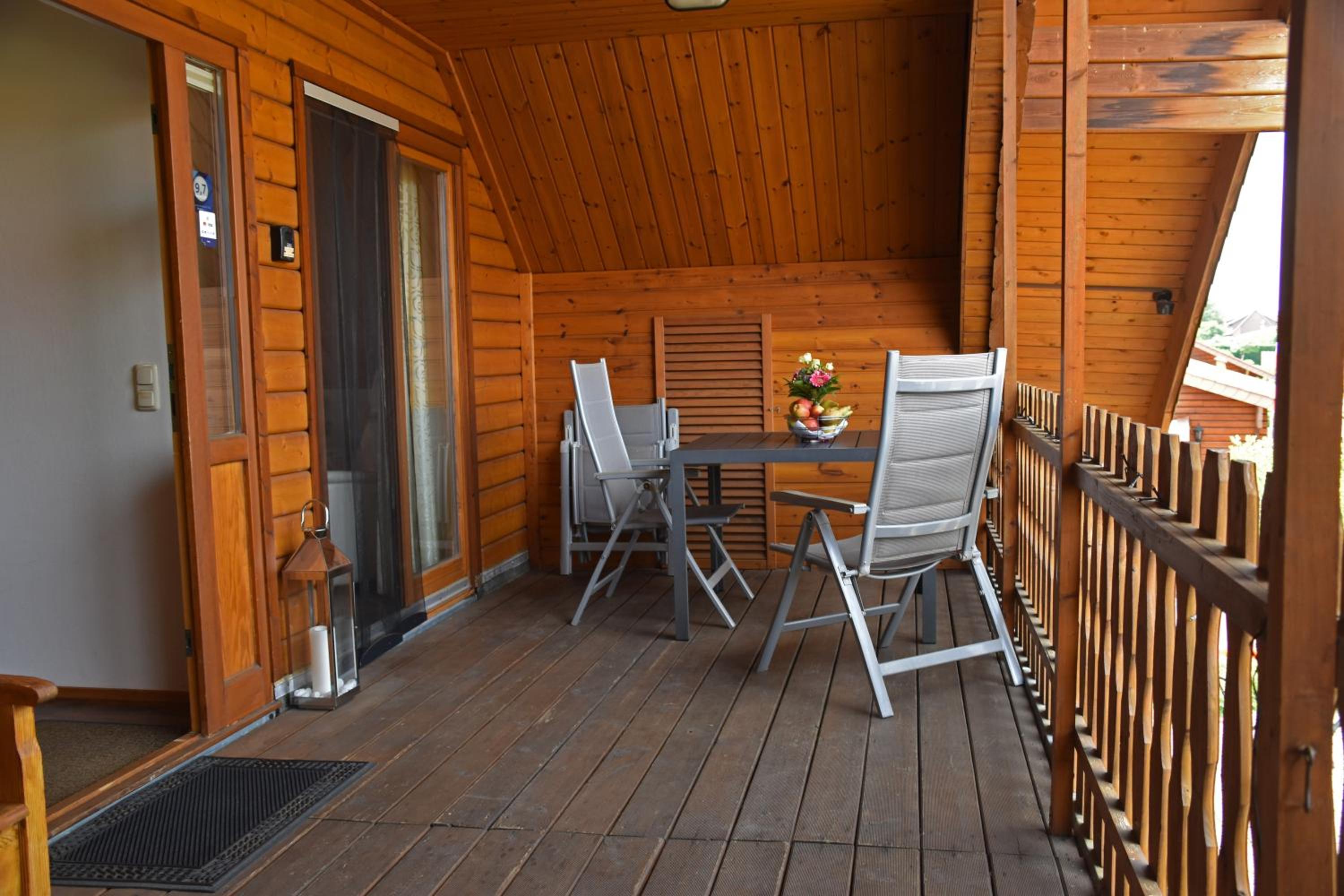 Two-Bedroom Apartment with Balcony - Photo 81