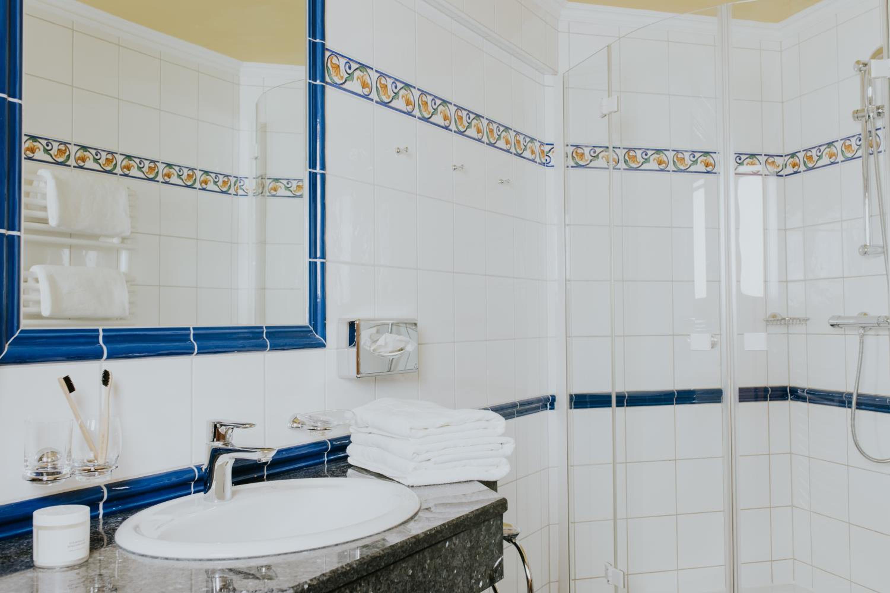Classic Double Room - Photo 6