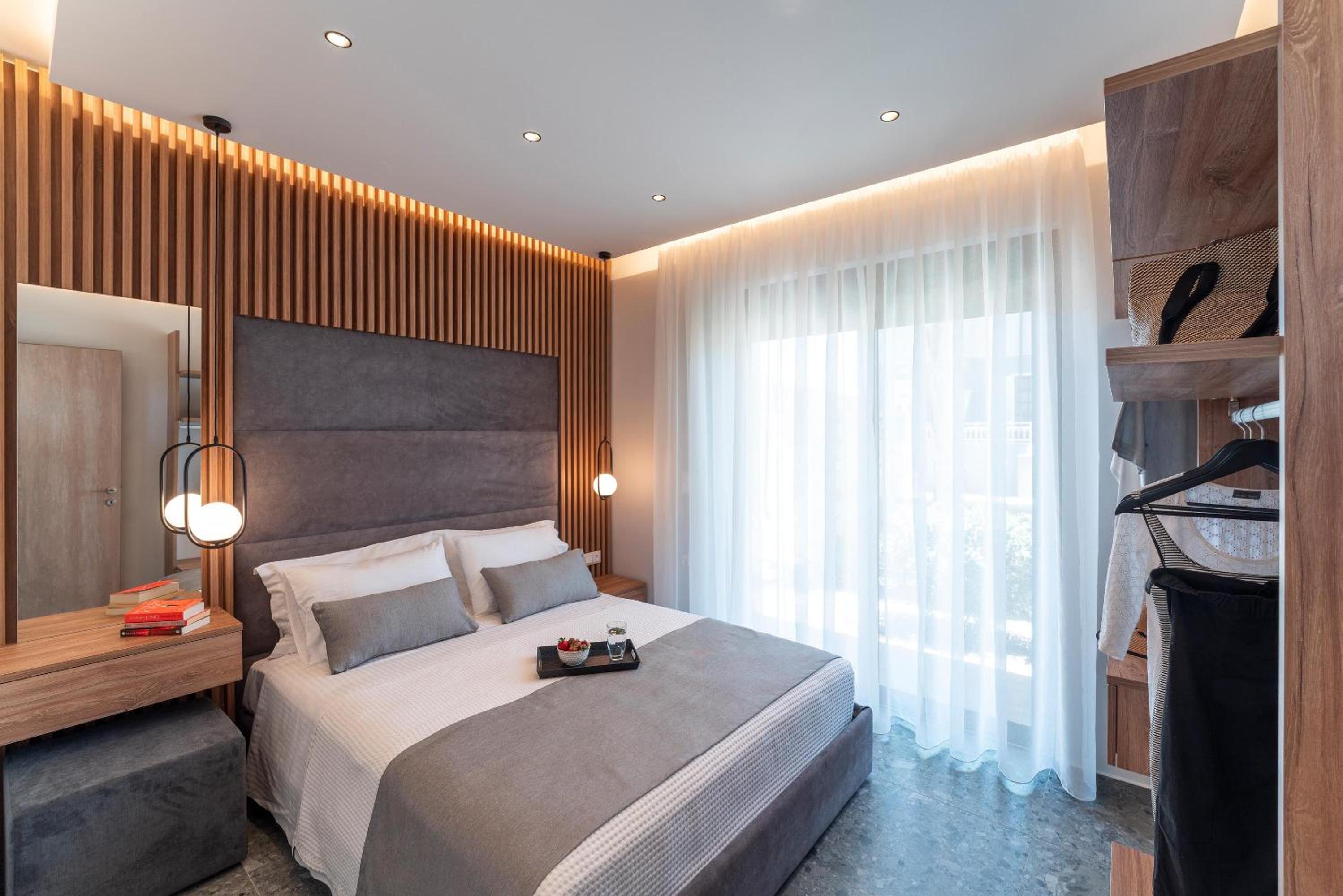 Suite with Garden View
