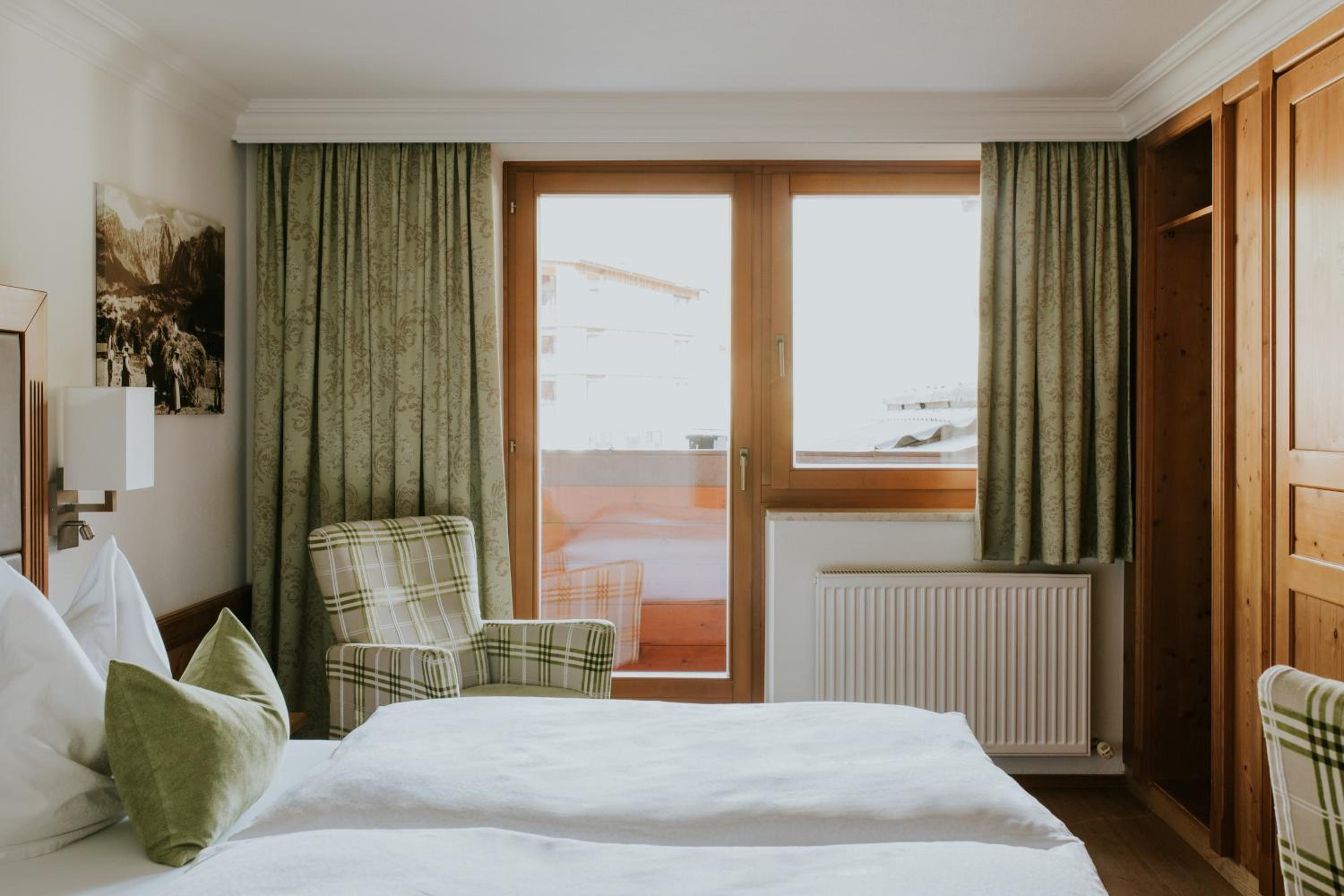 Budget Double Room - Photo 4