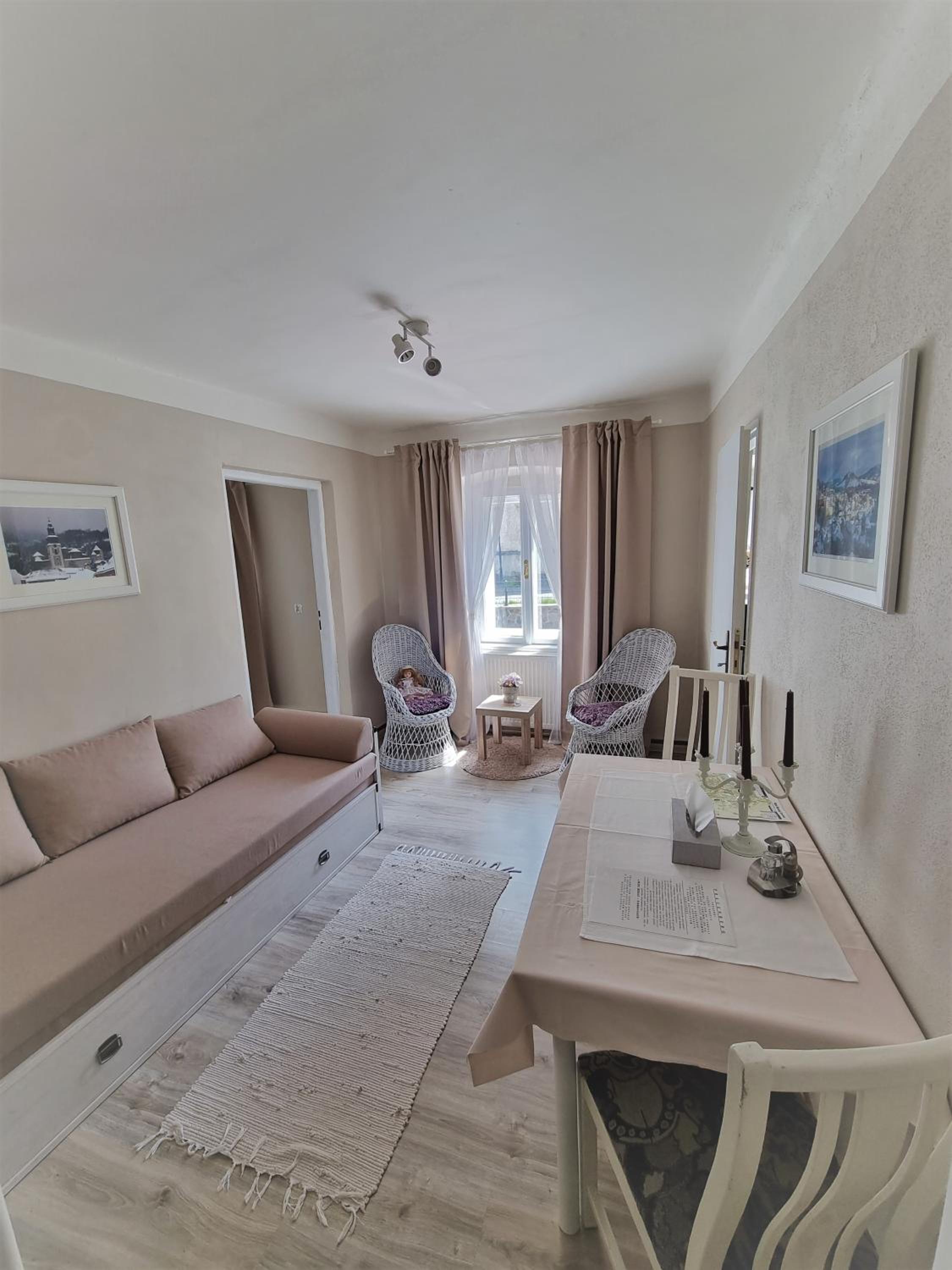 Double Room - Photo 24