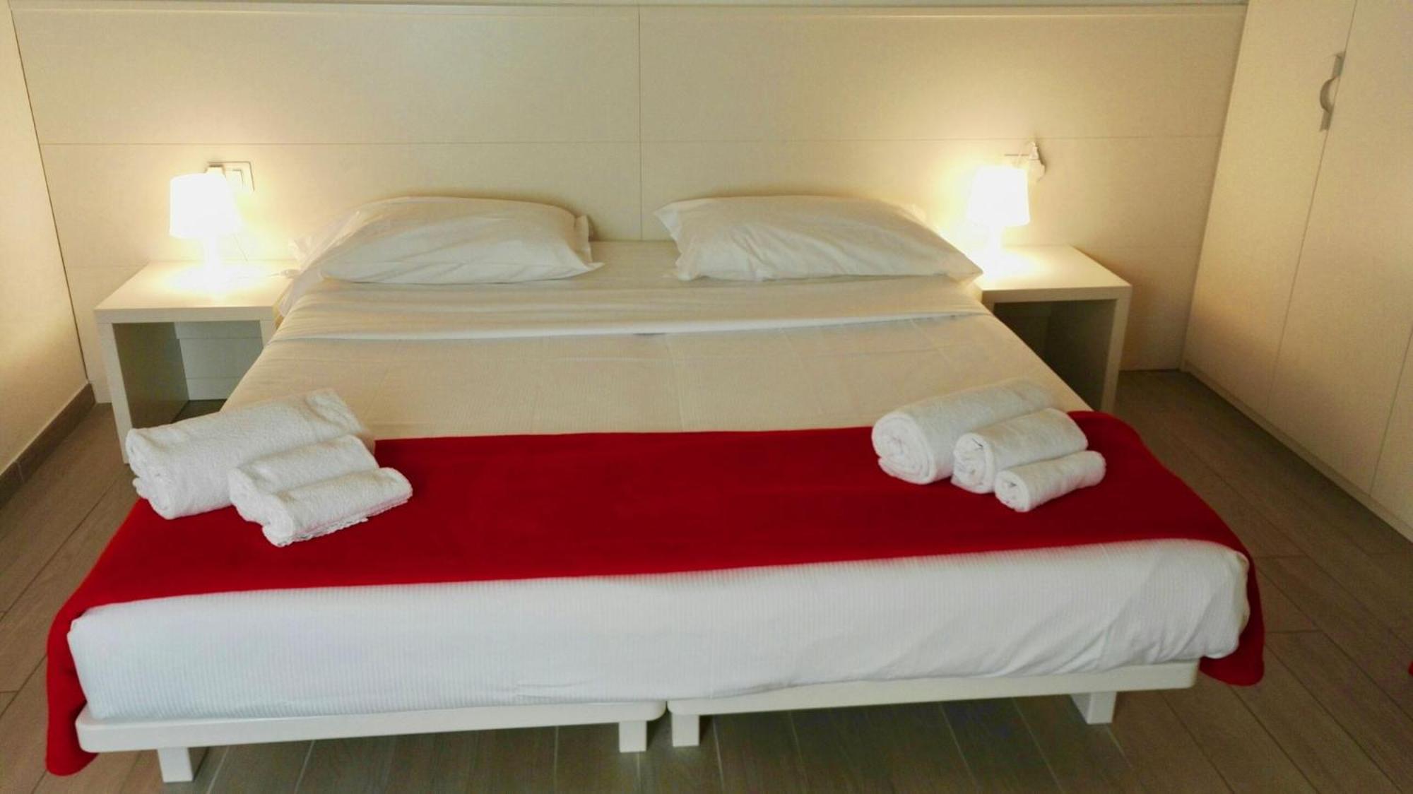 Economy Double Room - Photo 3
