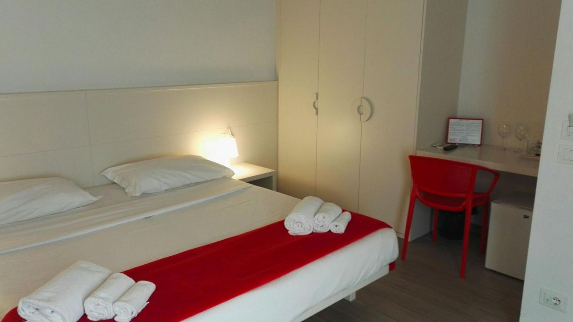 Economy Double Room - Photo 5