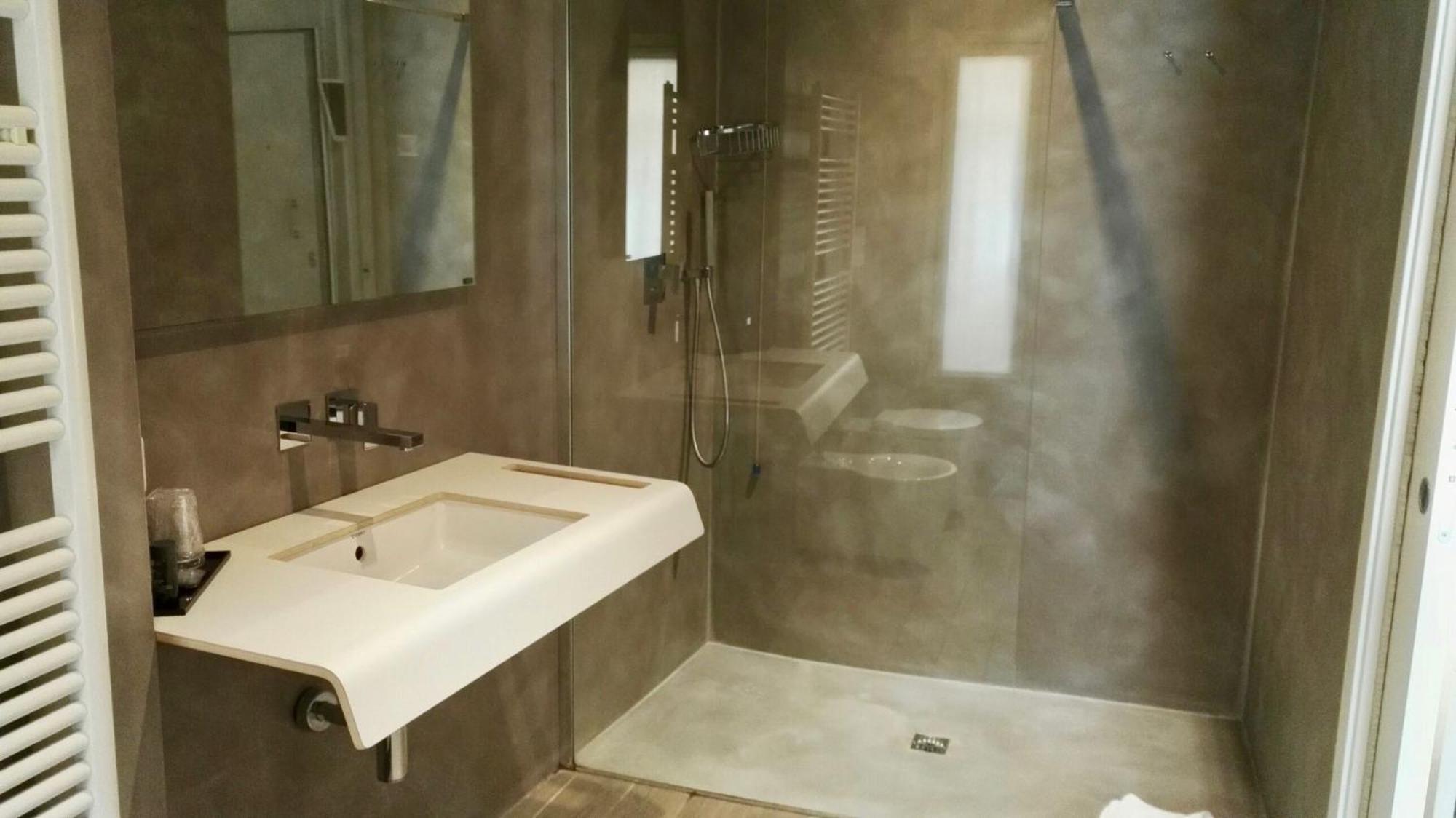 Economy Double Room - Photo 6