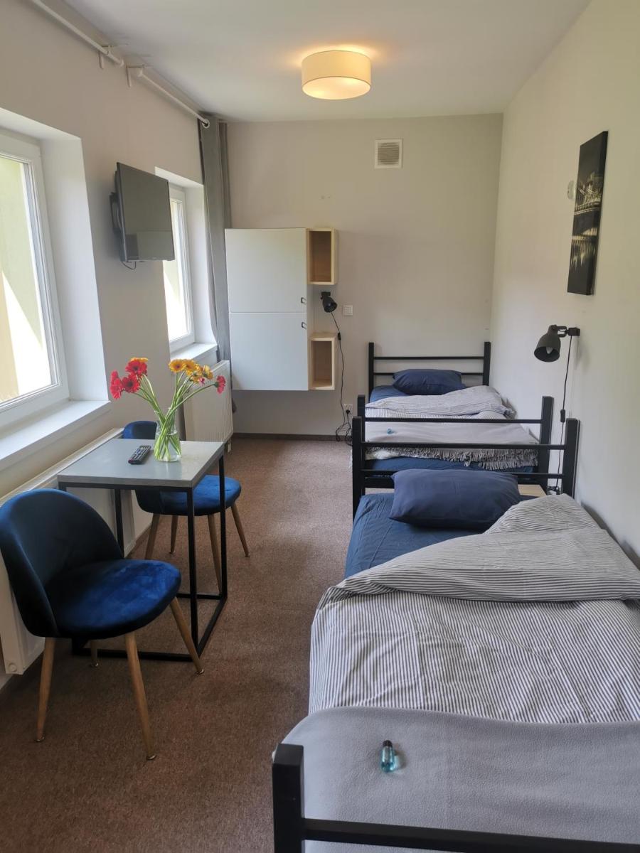 Double Room with Private External Bathroom - Photo 4