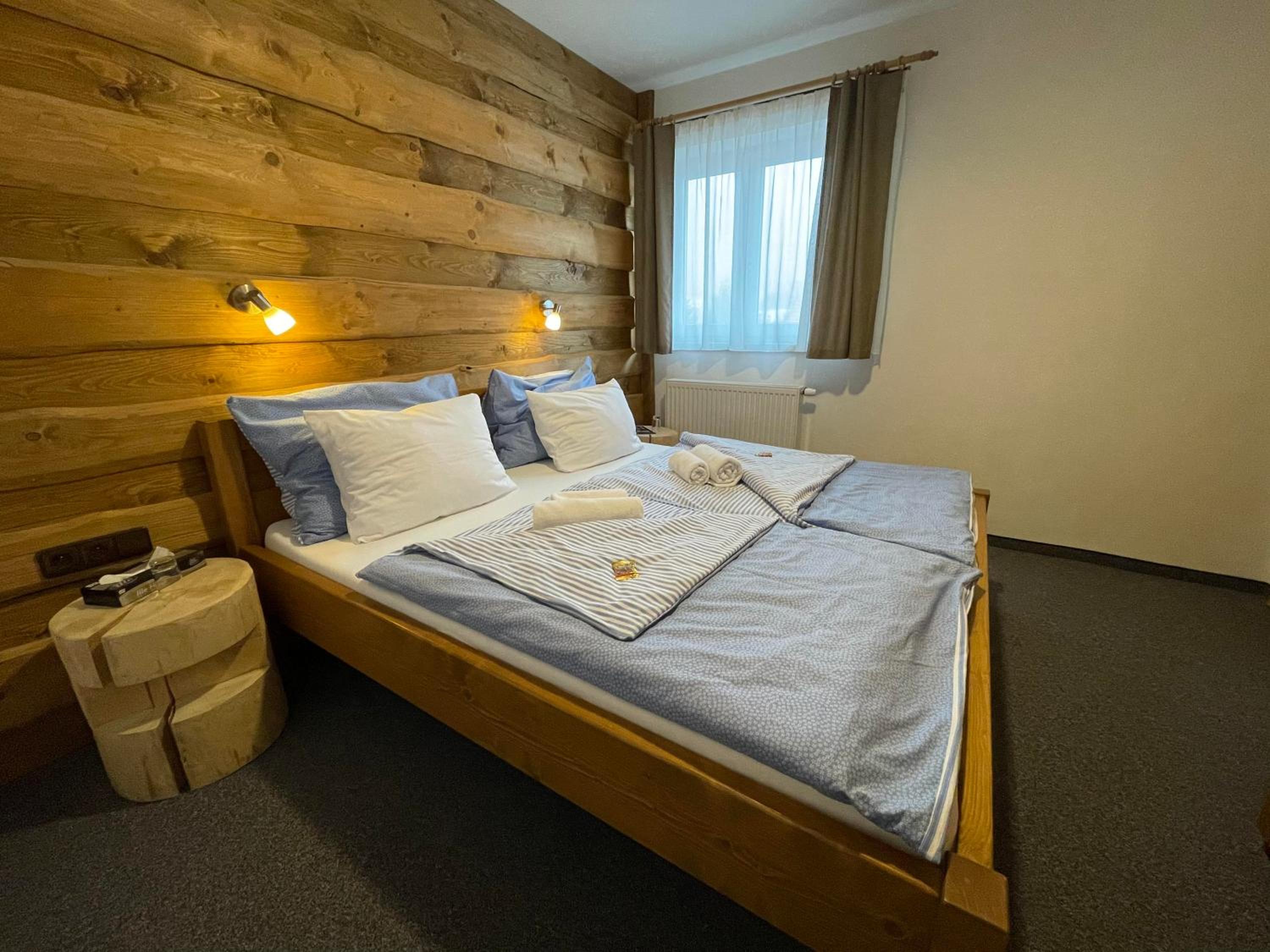 Economy Double Room photo 1