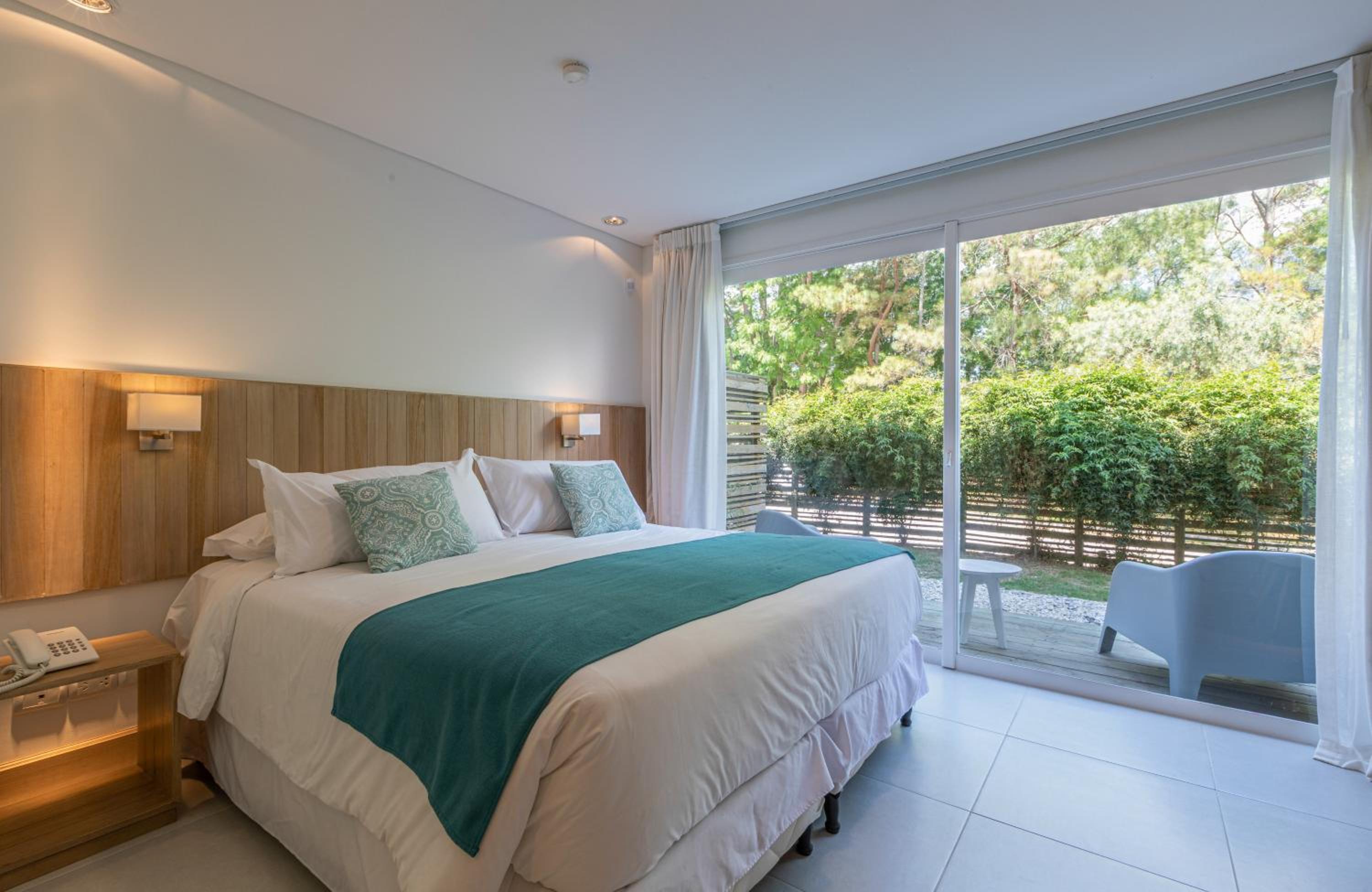 Double Room with Patio photo 3